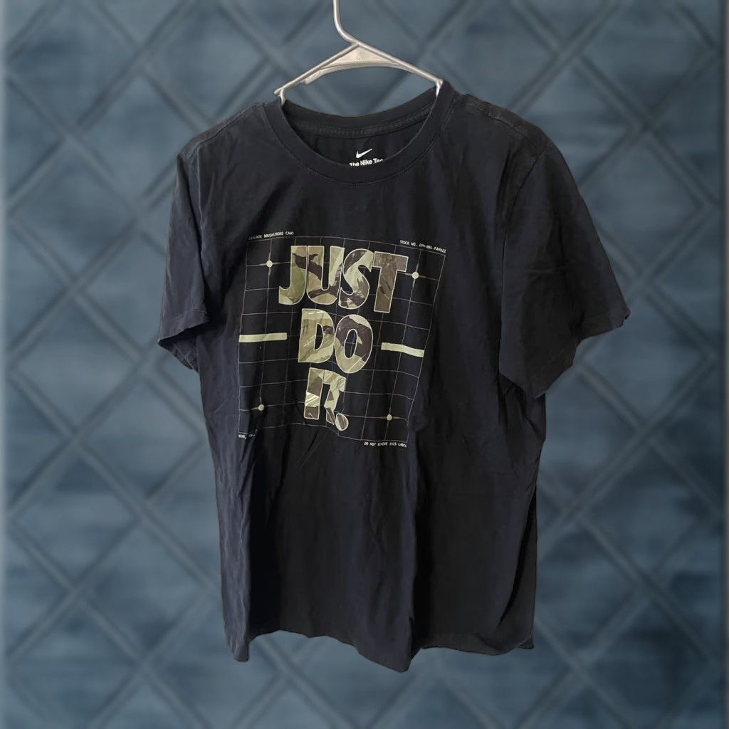 Nike Nike Tee Adult Large Black Short Sleeve Crewneck T-shirt Just Do It Logo Size US L / EU 52-54 / 3 - 1 Thumbnail