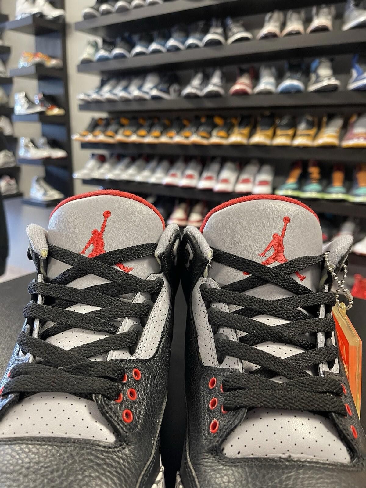 Jordan Brand Size 9.5 - Jordan 3 Retro OG Mid Black Cement Very Clean! Size US 9.5 / EU 42-43 - 6 Thumbnail