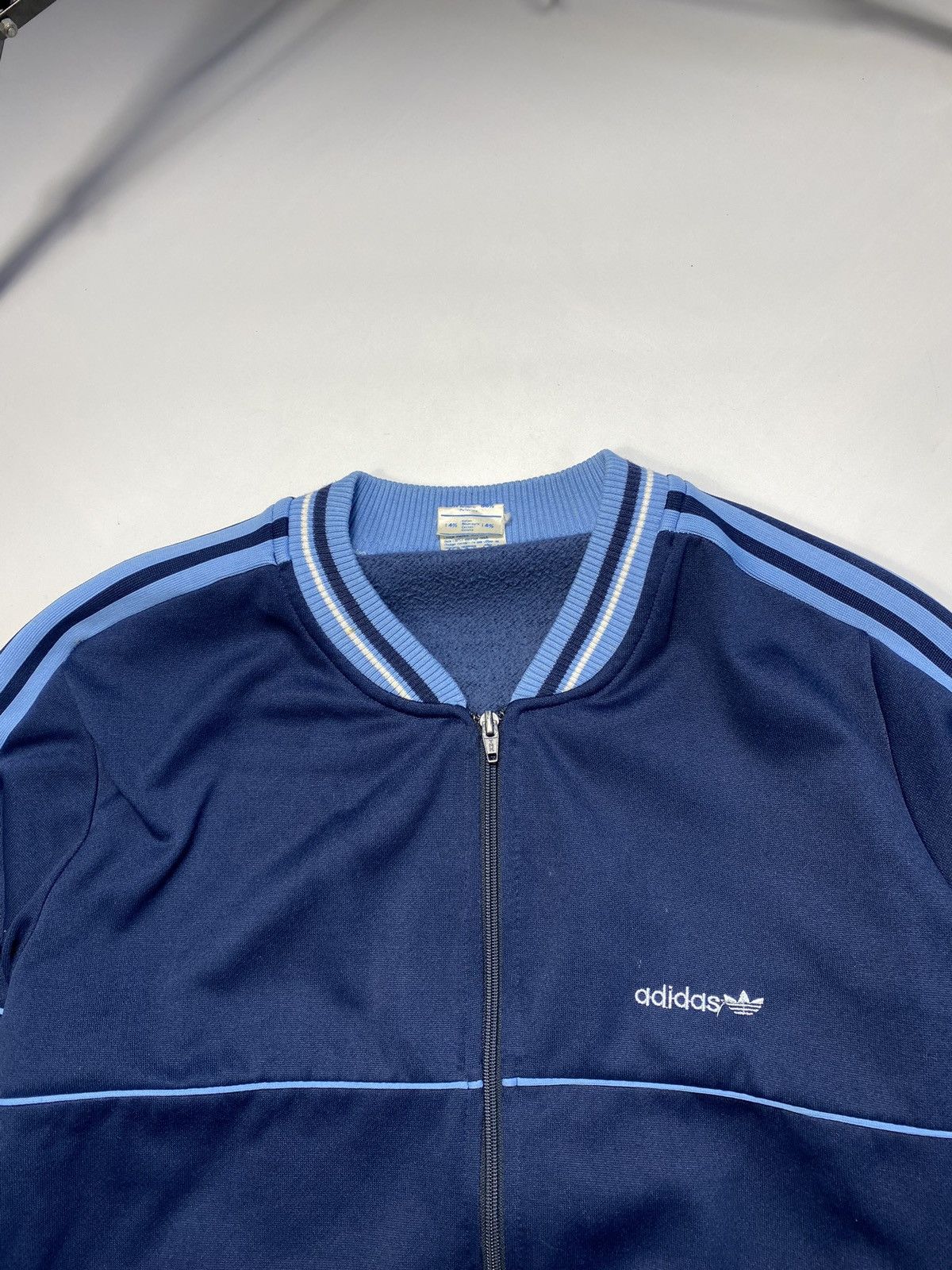 Adidas Rare!! Adidas Originals 70s Vintage Track Suit Made in Korea Size US M / EU 48-50 / 2 - 6 Thumbnail