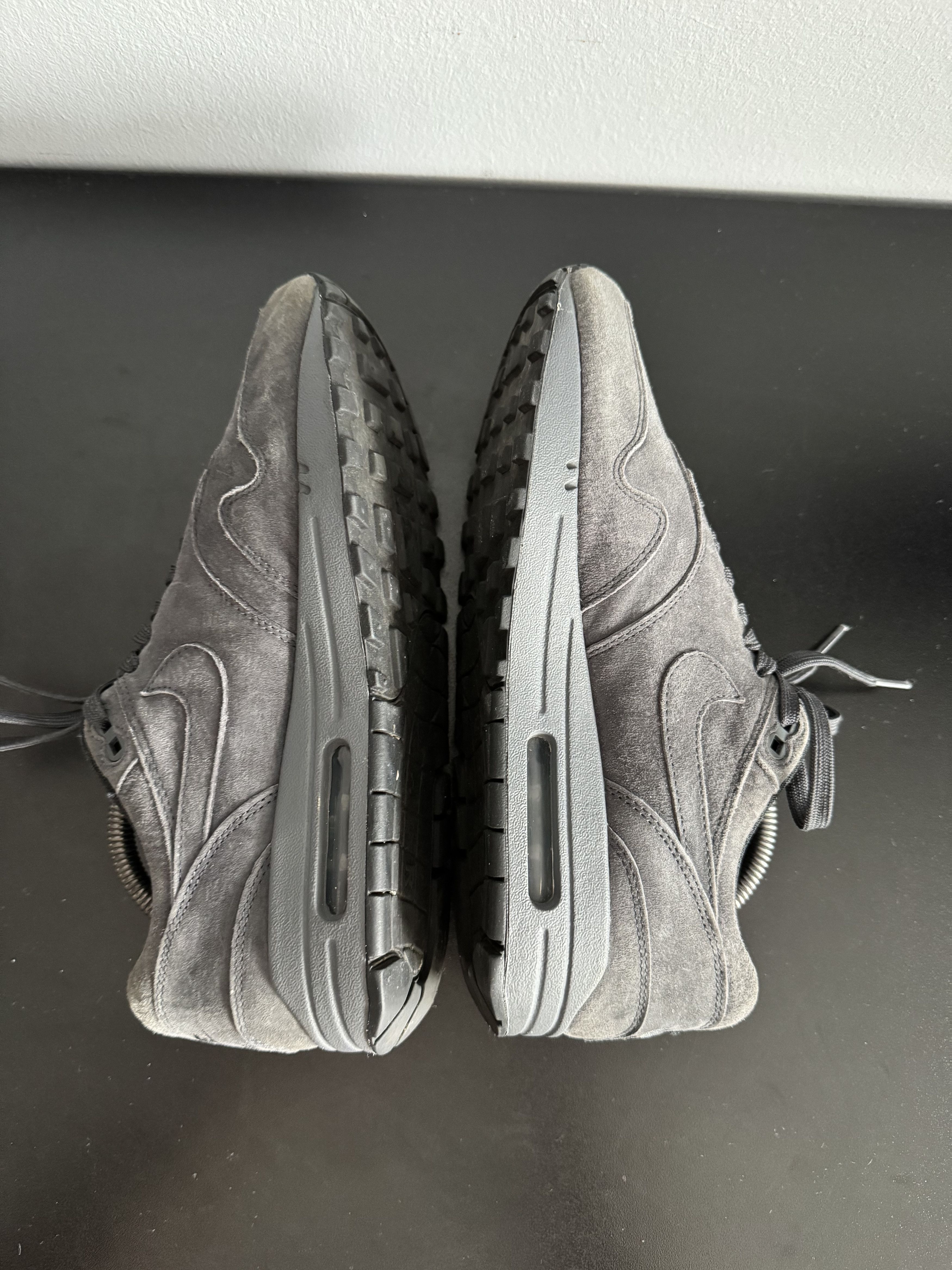 Nike Nike Air Max 1 Premium Grey Anthracite 2018 875844-010 atmos Size US 7 / EU 40 - 6 Thumbnail