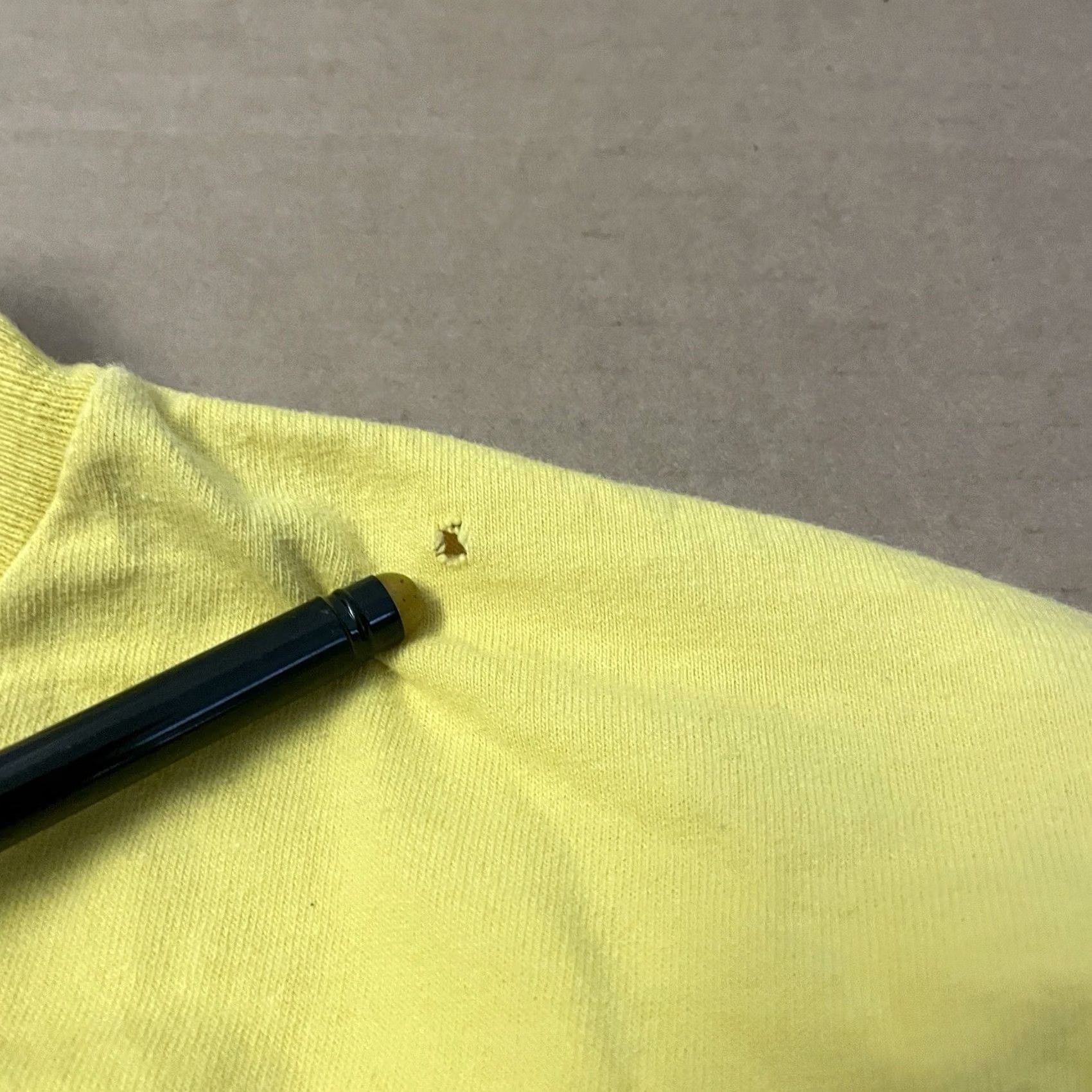 Vintage VINTAGE Office Depot News Channel Adult Large Yellow Long Sleeve USA 90s Mens Shirt Size US L / EU 52-54 / 3 - 2 Thumbnail