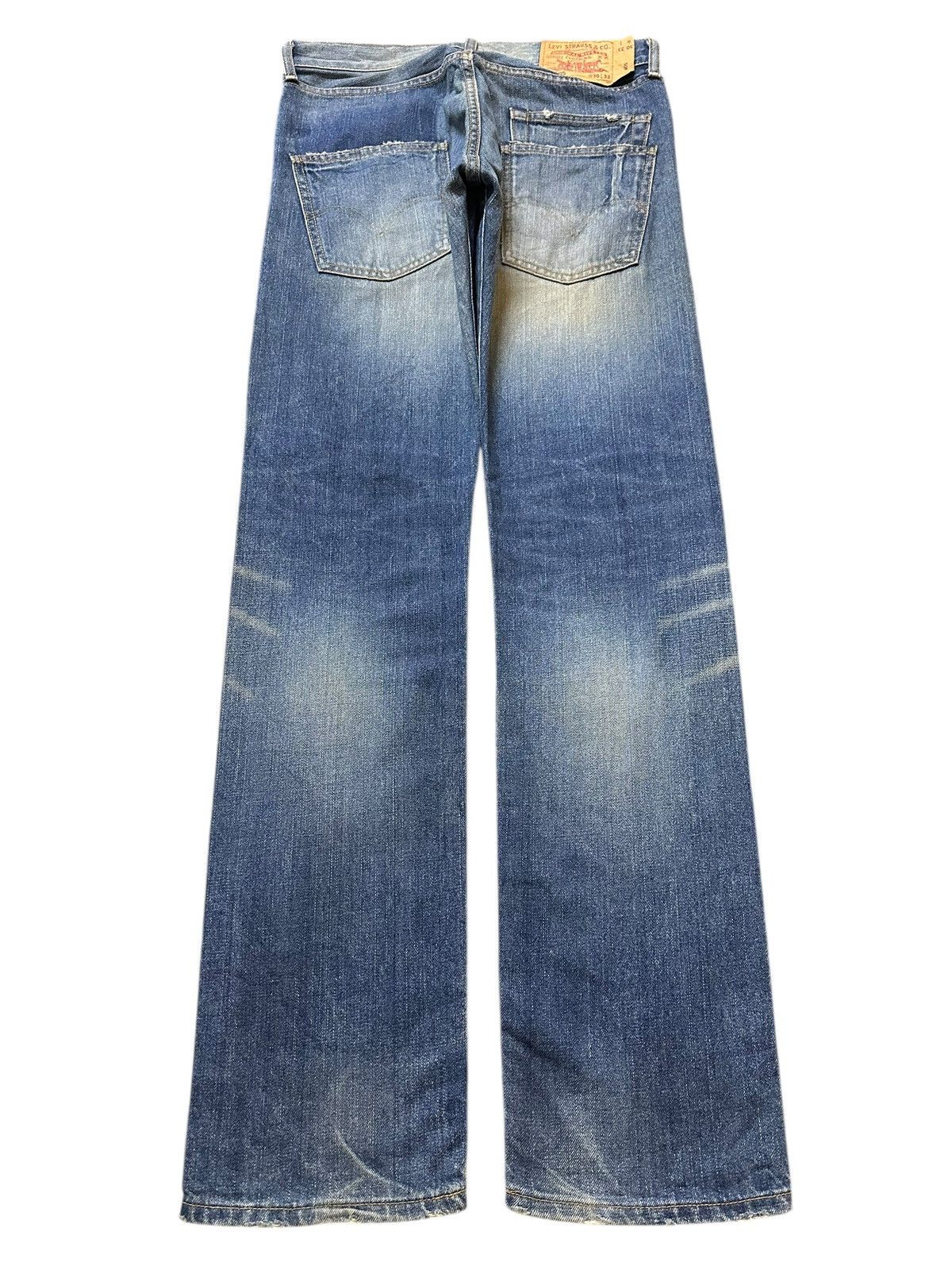 Levi's Vintage Levis 505 Blue Faded Wash Distressed Style Jeans Size US 32 / EU 48 - 2 Thumbnail