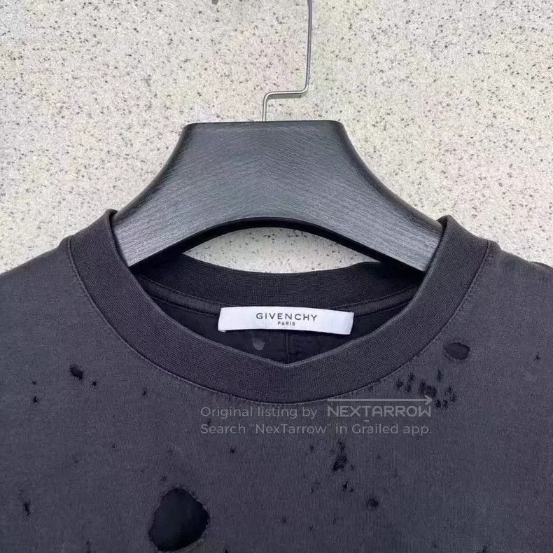 Givenchy Givenchy Ripped Short-Sleeve Shirt XS/L Size Size US L / EU 52-54 / 3 - 2 Thumbnail