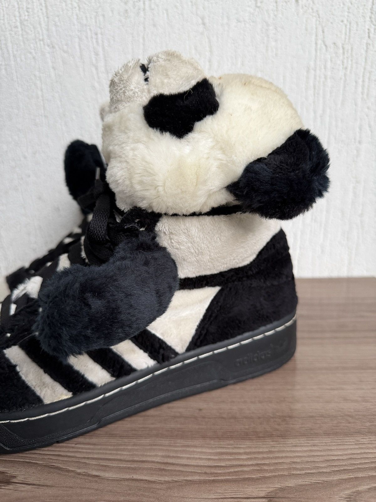Jeremy Scott Js panda Bear sneaker Size US 9 / EU 42 - 8 Thumbnail