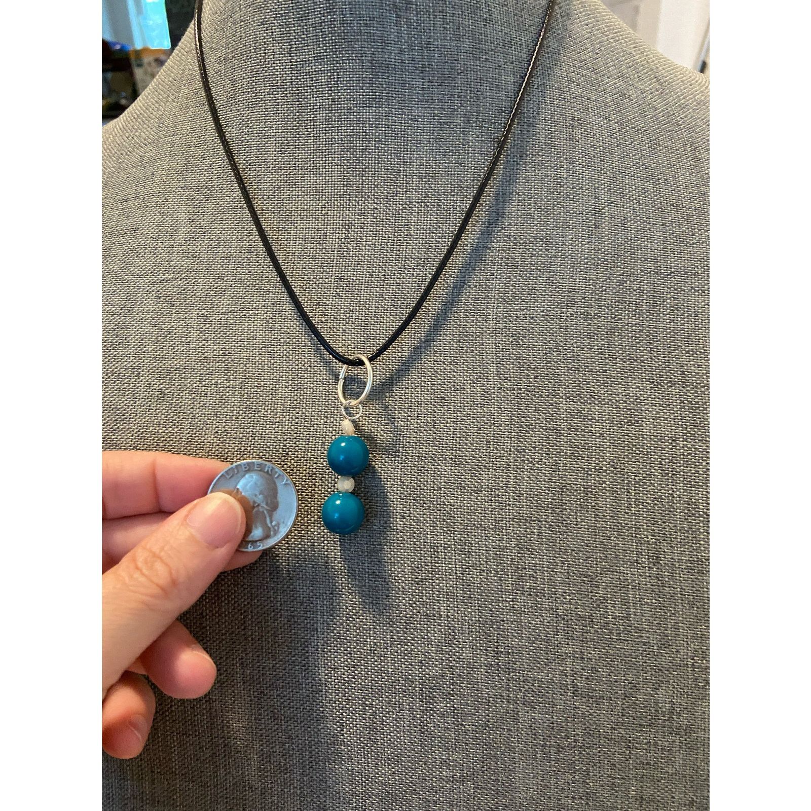 Handmade Handmade blue bead pendant necklace Size ONE SIZE - 2 Thumbnail