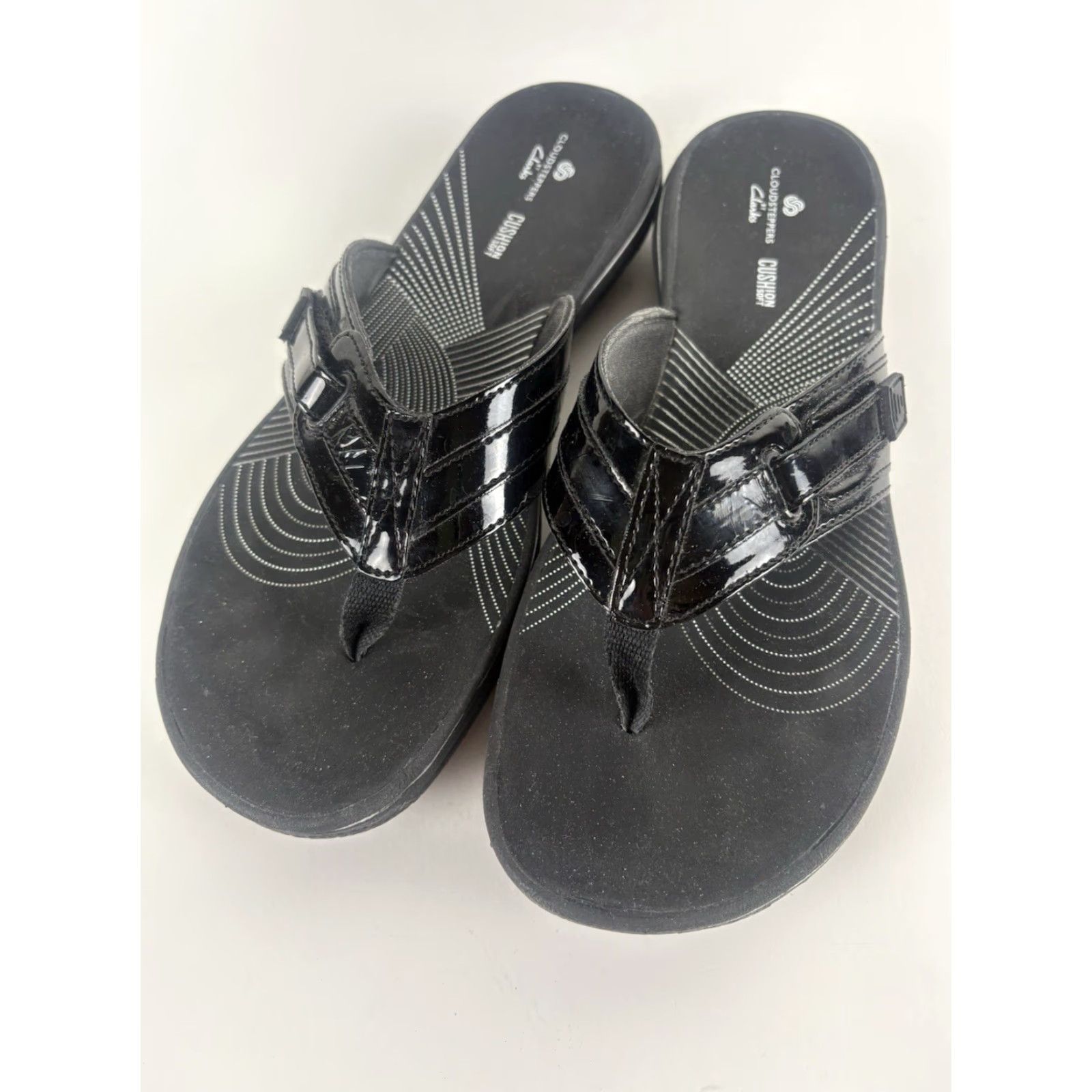 Clarks **Cloudsteppers By Clarks Black Glossy Faux Leather Women's Shoes Size 8** User: Cloudsteppers By Clarks Black Glossy Faux Leather Women's Size 8 Size US 8 / IT 38 - 2 Thumbnail