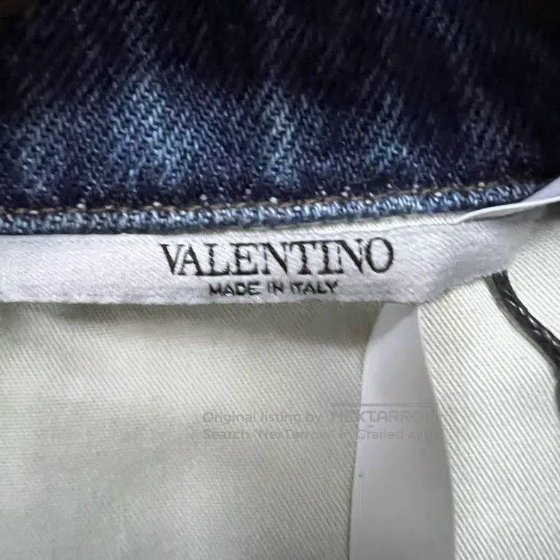 Valentino Valentino Beaded embroidered denim jacket Size M / US 6-8 / IT 42-44 - 4 Thumbnail