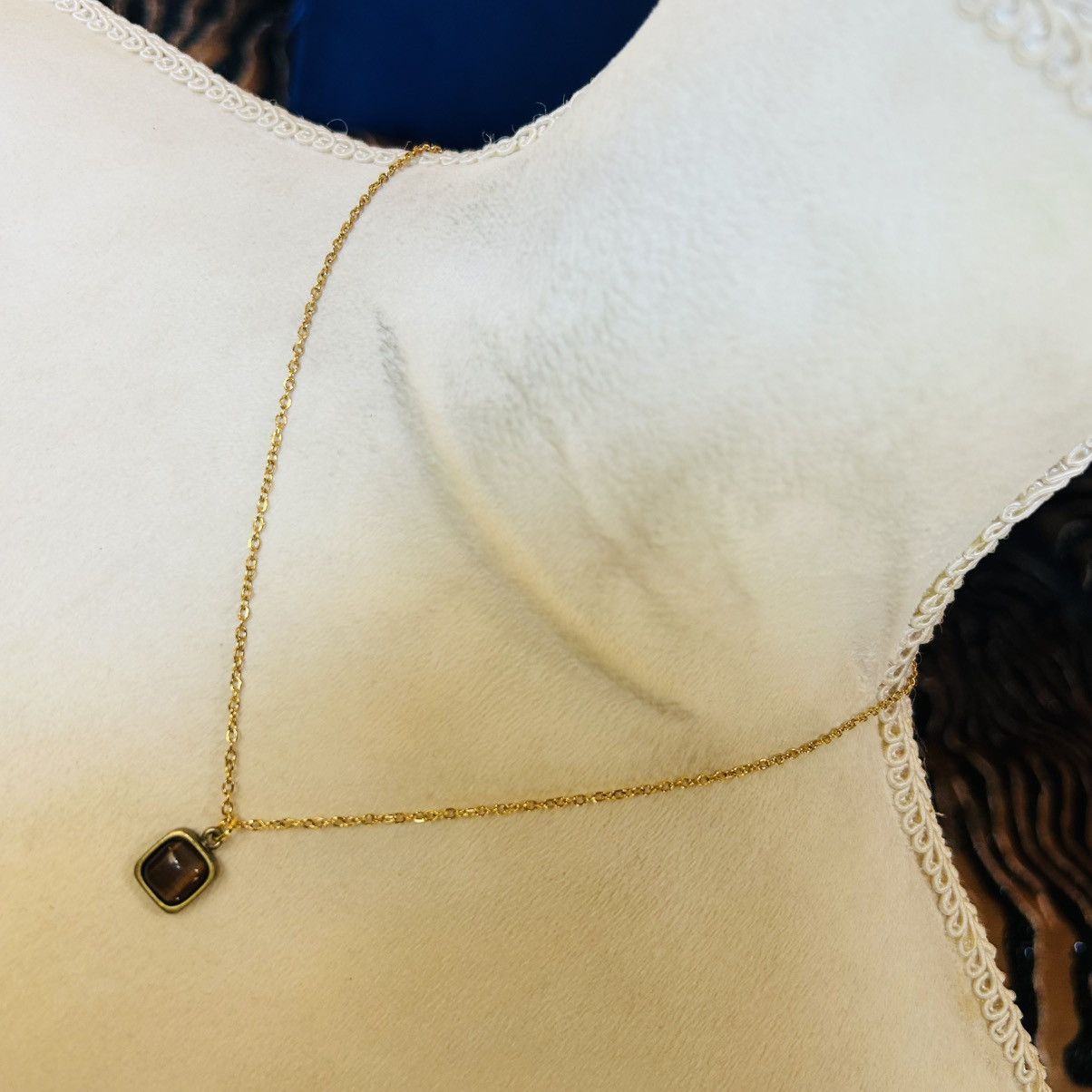 Handmade Handcrafted vintage cat eye glass pendant on chain necklace Size ONE SIZE - 2 Thumbnail
