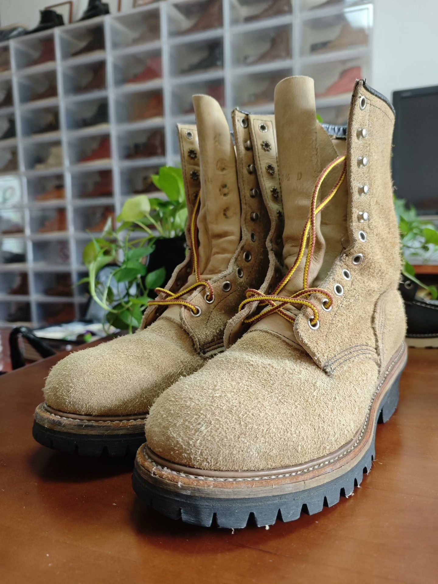 Red Wing 8128 Work Boot
