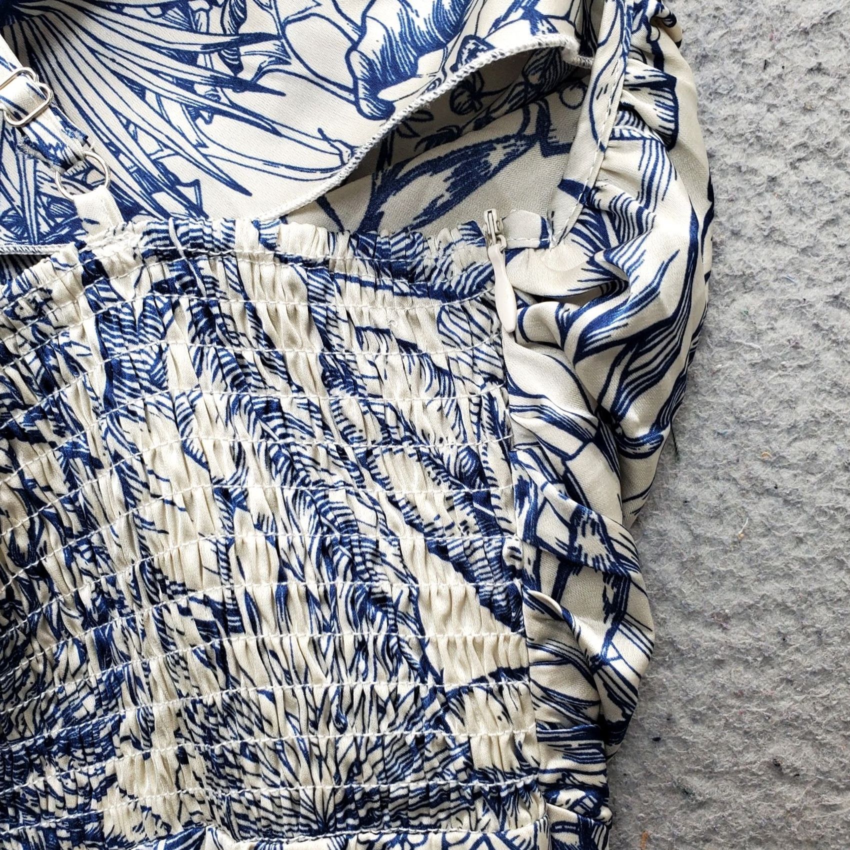 Cider Cider Maxi Dress Womens Size S Blue White Floral Smocked Back Zip Sleeveless 90s? (Note: This output is not valid.) Size S / US 4 / IT 40 - 7 Thumbnail