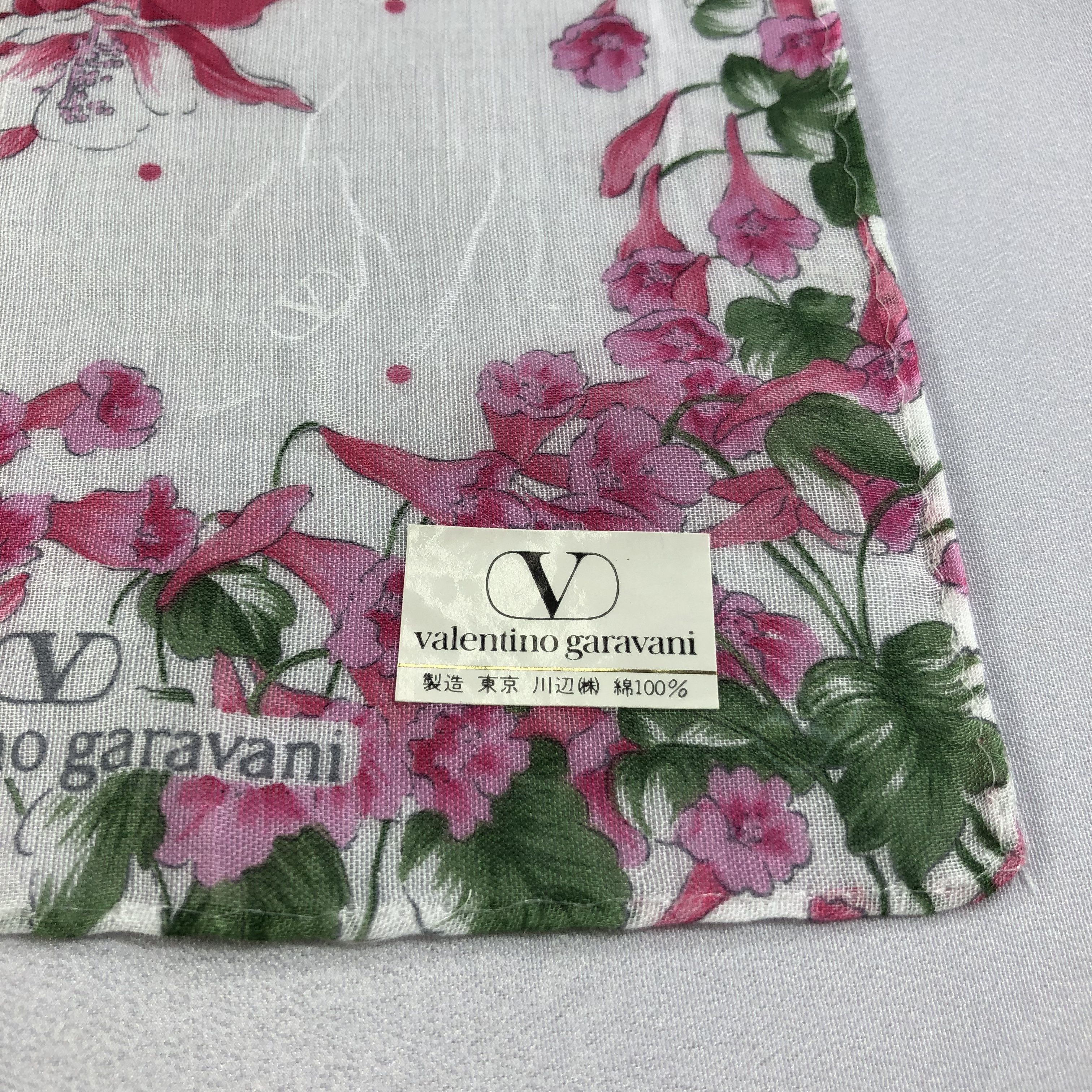 Vintage Valentino Garavani Handkerchief Neckerchief Bandana H1736 Size ONE SIZE - 5 Thumbnail