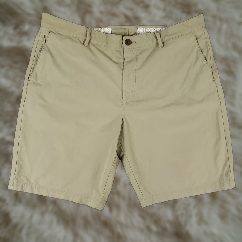 Tommy Bahama VINTAGE Tommy Bahama Shorts Mens 40 Beige Stretch Nylon Flat Front Chino Casual Men Size US 40 / EU 56 - 1 Thumbnail