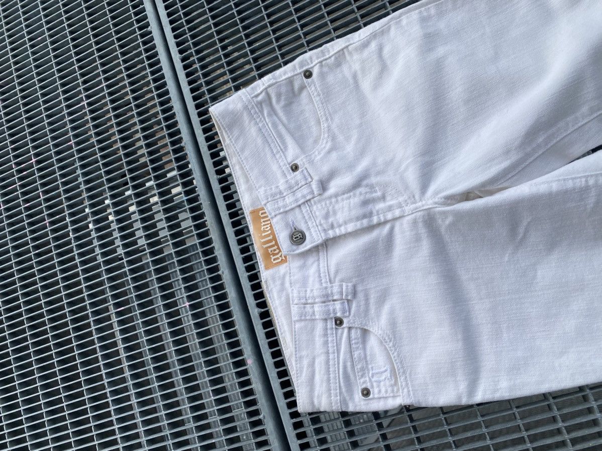 John Galliano John Galliano Pocket G Logo Jeans Size 27" / US 4 / IT 40 - 8 Thumbnail
