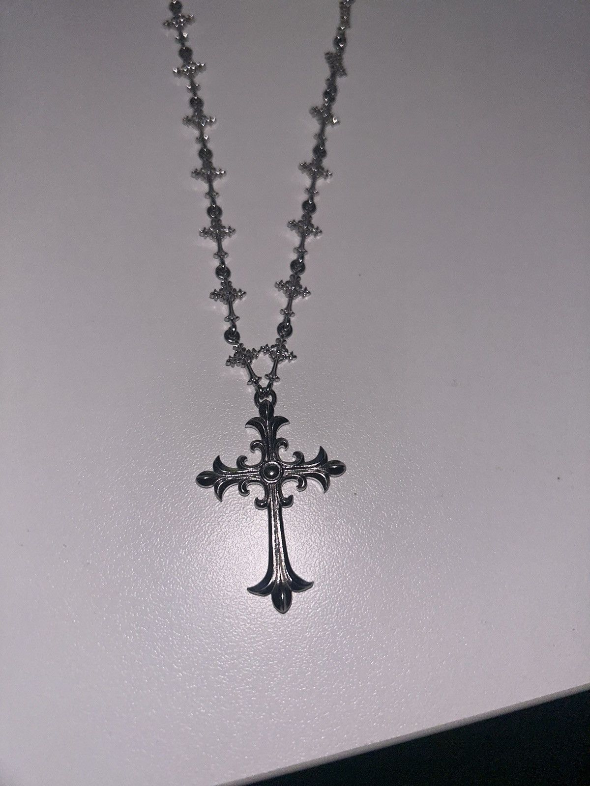 Vintage Vintage Yordy cross chain Size ONE SIZE - 3 Thumbnail