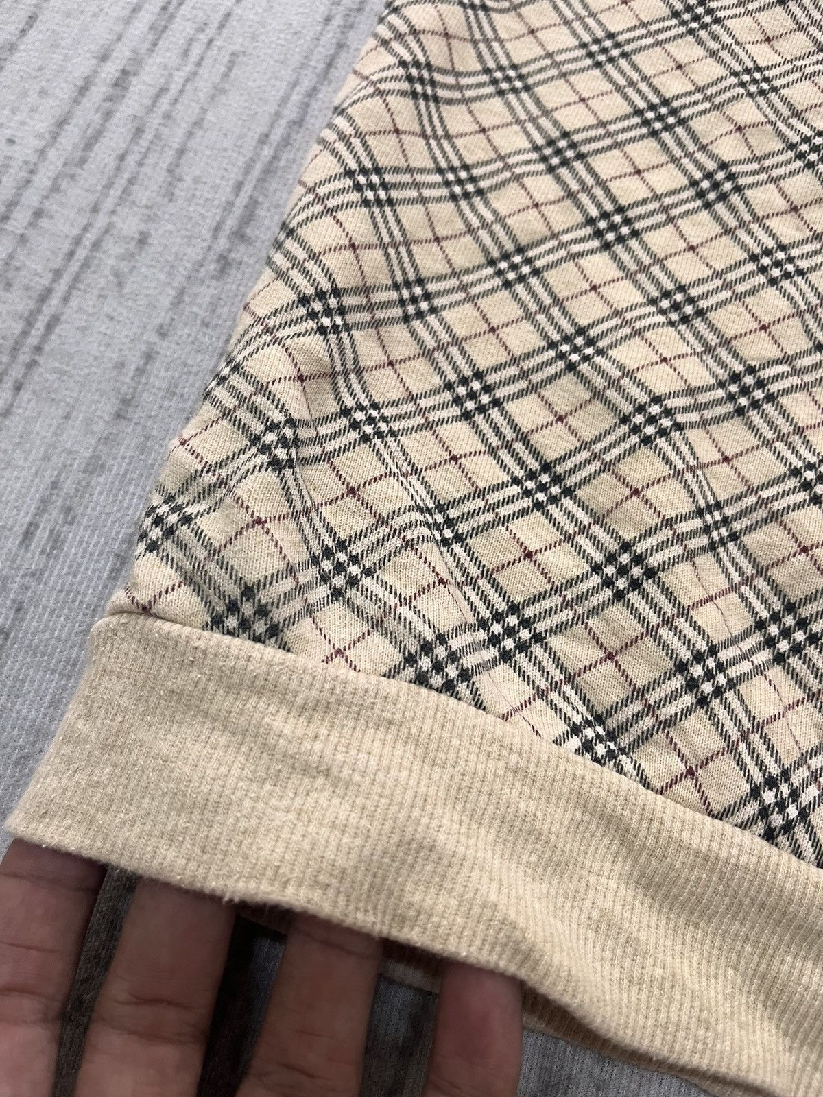 Burberry Burberry nova check knitwear Size ONE SIZE - 8 Thumbnail