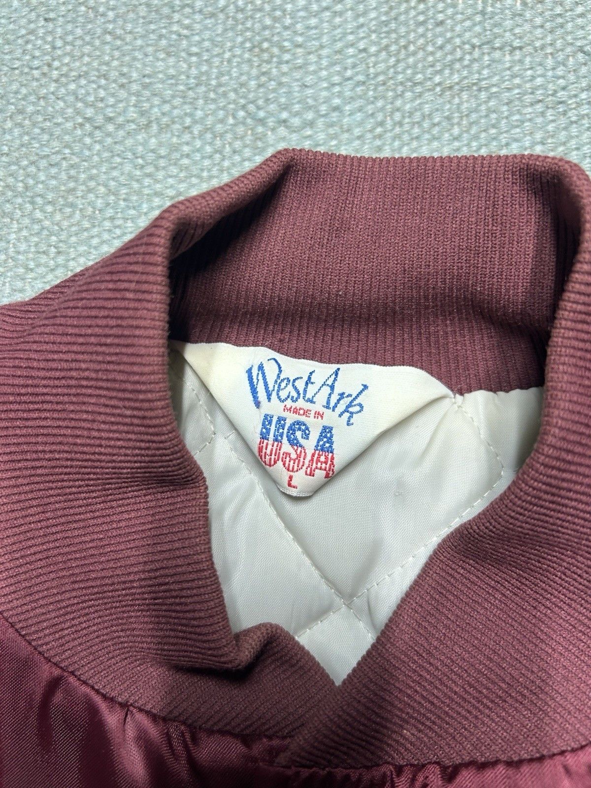 Vintage 80s satin bomber jacket Mancelona Michigan embroider moose L Size US L / EU 52-54 / 3 - 9 Thumbnail