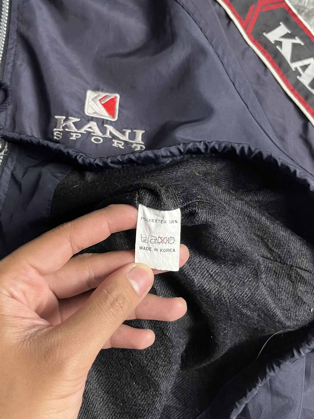Karl Kani Vintage 90’s KARL KANI Sidetape Big Logo Windbreaker Jacket Size US L / EU 52-54 / 3 - 6 Thumbnail