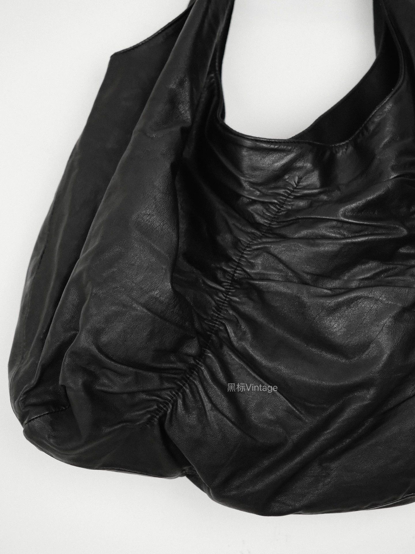 Yohji Yamamoto Yohji Yamamoto 21AW Vintage Cloud Pleated Cowhide Bag Size ONE SIZE - 2 Thumbnail