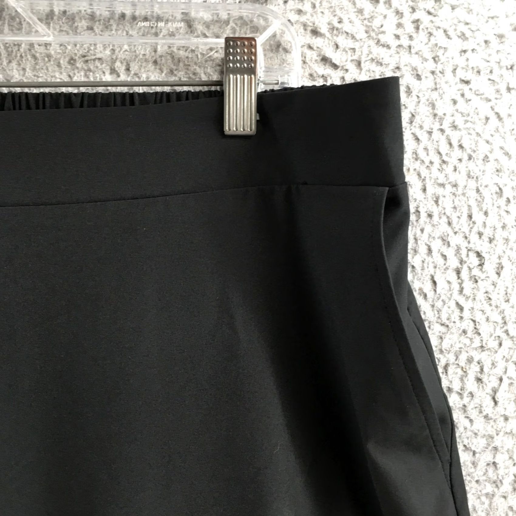 Calvin Klein Calvin Klein Black Pull-On Elastic Waist Tapered Ankle Pants Womens XL Regular Size 40" / US 18 - 4 Thumbnail
