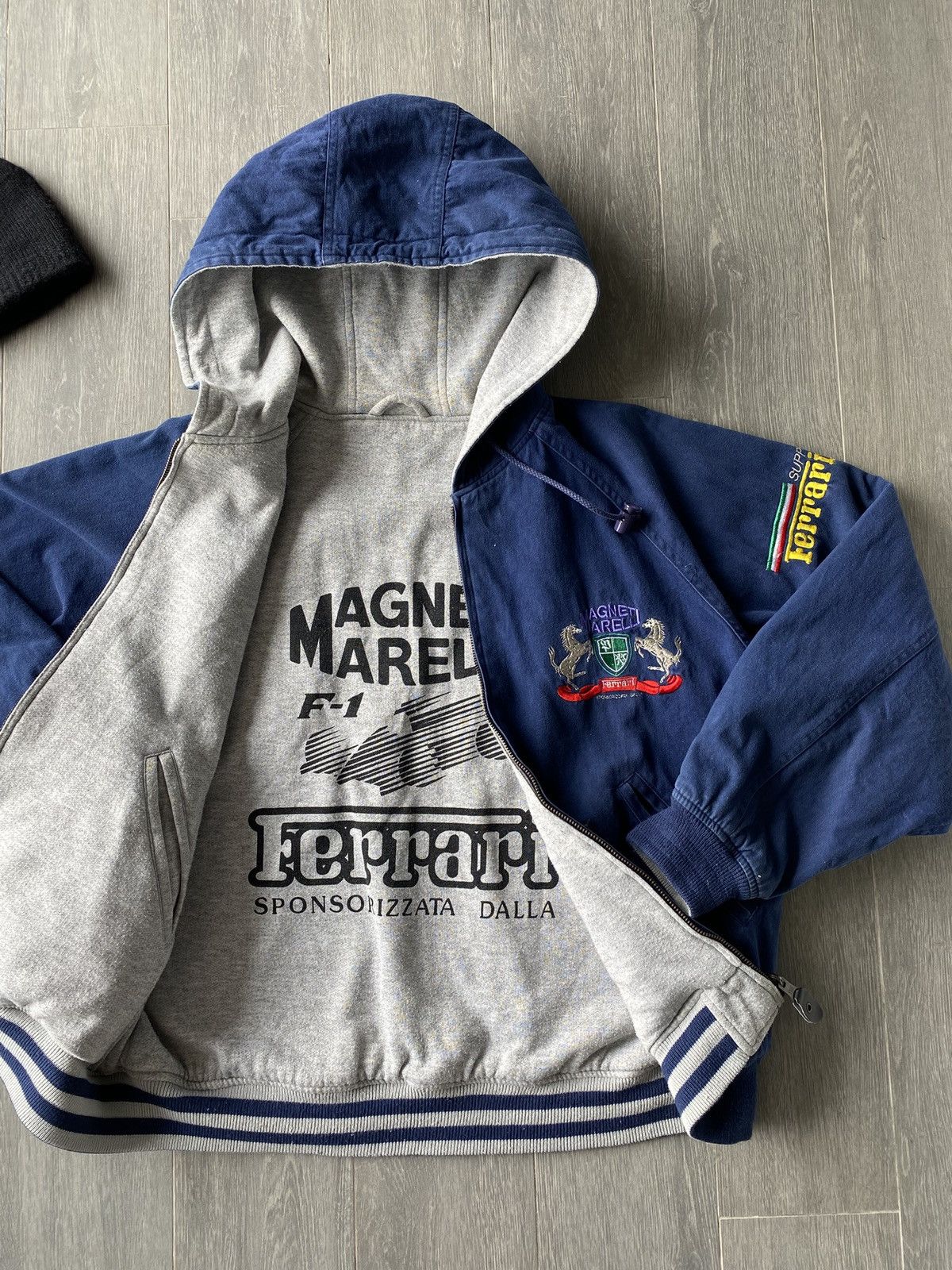 Ferrari × Formula 1 × Vintage Grails Vintage 90’s Ferrari Reversible Jacket🏎️ Size US L / EU 52-54 / 3 - 1 Thumbnail