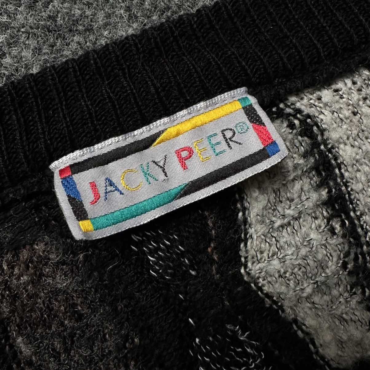 Coogi VTG Coogi Style Jacky Peer V Neck Sweater Size 54 00s USA Size US XL / EU 56 / 4 - 11 Thumbnail