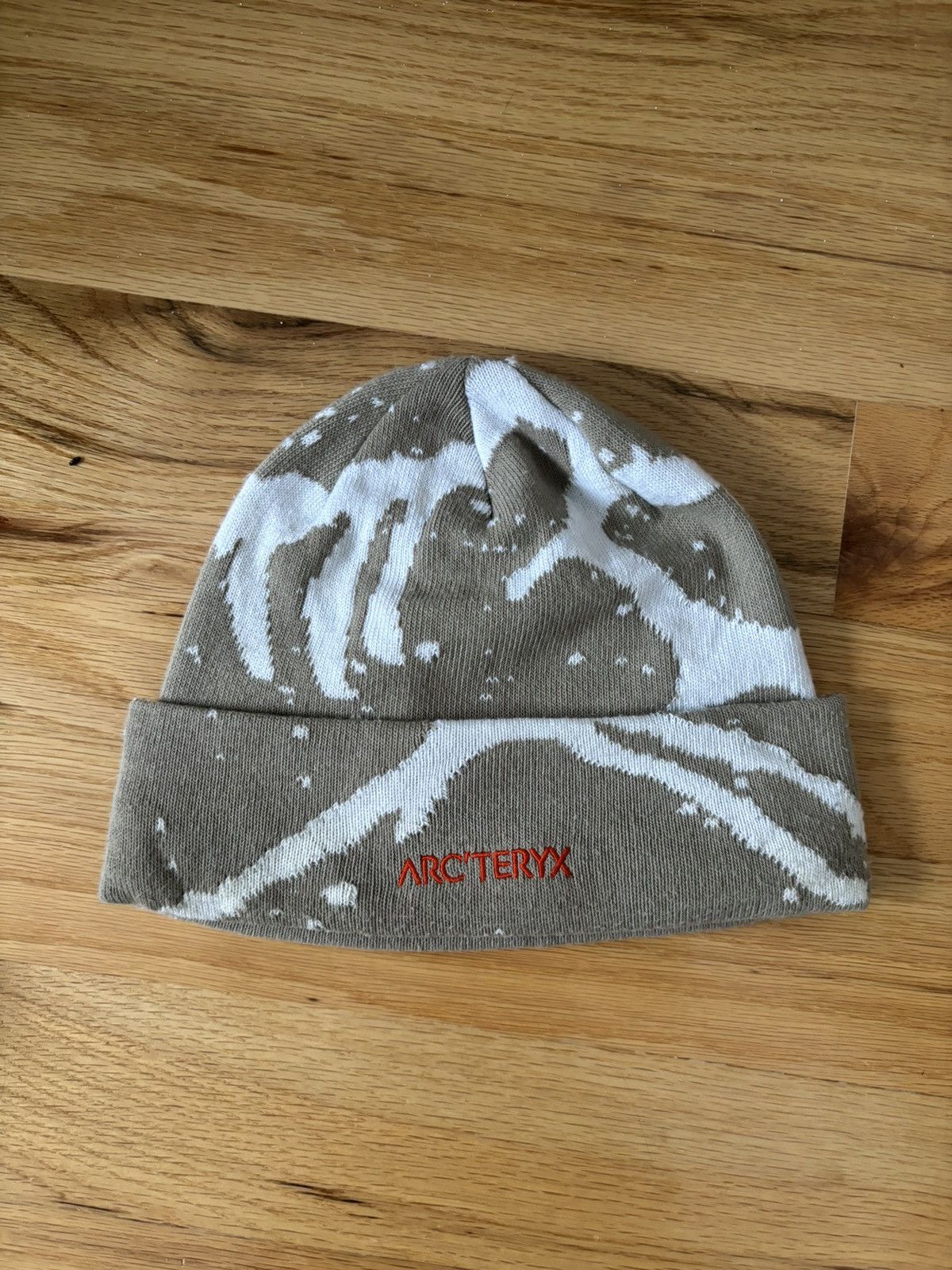 Arc'teryx Arc'Teryx Grotto Toque Beige White Orange OS | Grailed