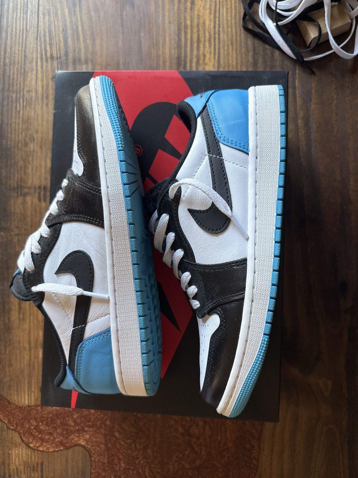 Jordan Brand Air Jordan 1 Retro Low OG ‘UNC’ Size US 8.5 / EU 41-42 - 1 Thumbnail