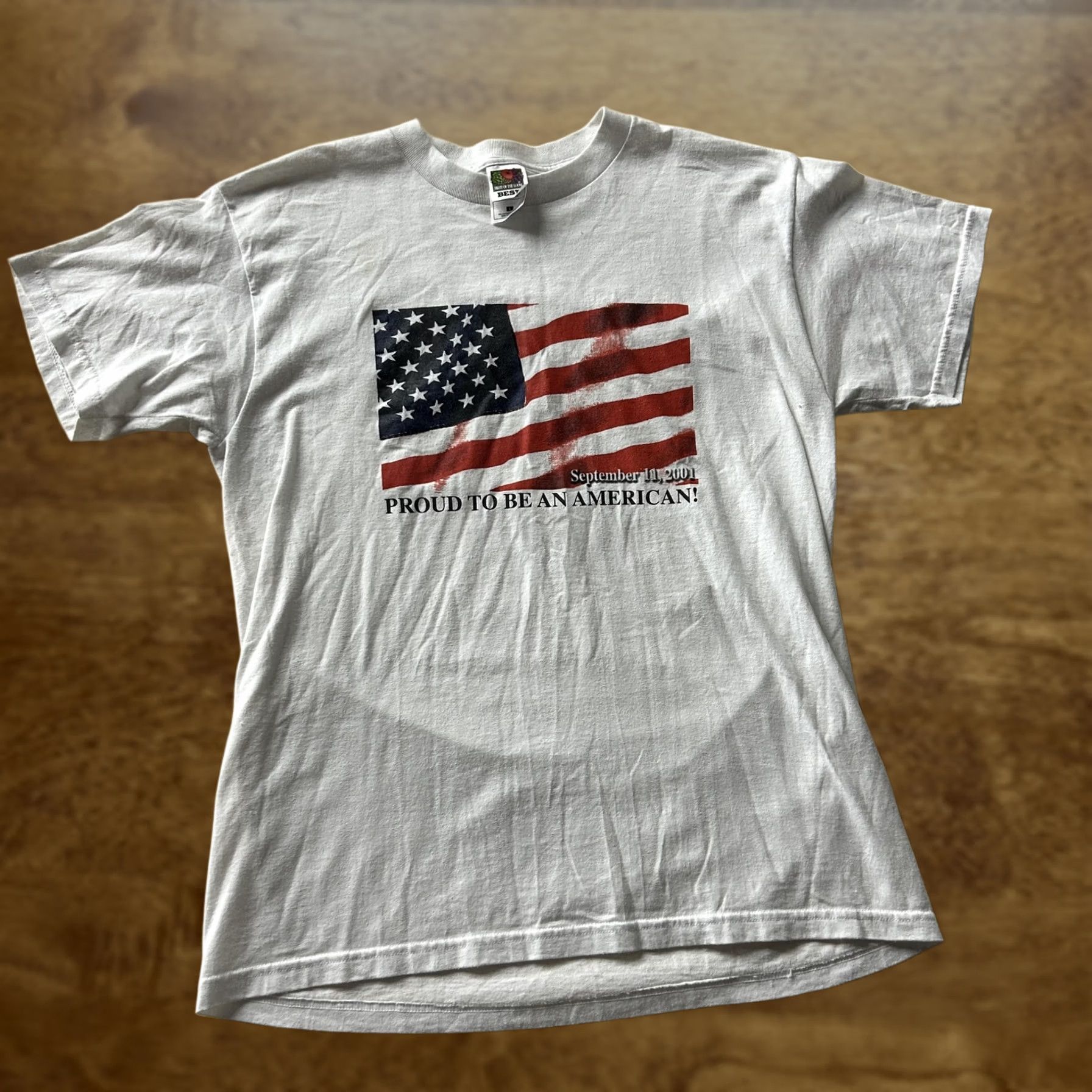 Fruit Of The Loom VINTAGE Fruit Of The Loom Shirt Mens Large White Proud American Flag Tee Size US L / EU 52-54 / 3 - 1 Thumbnail