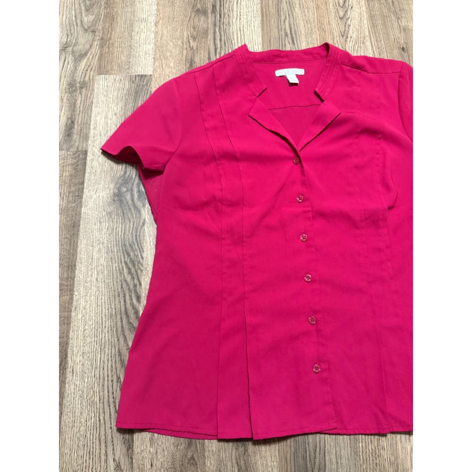 Vintage Dana Buchman Shirt Women L Red Short Sleeve Button-Up Vintage No Size L / US 10 / IT 46 - 3 Thumbnail