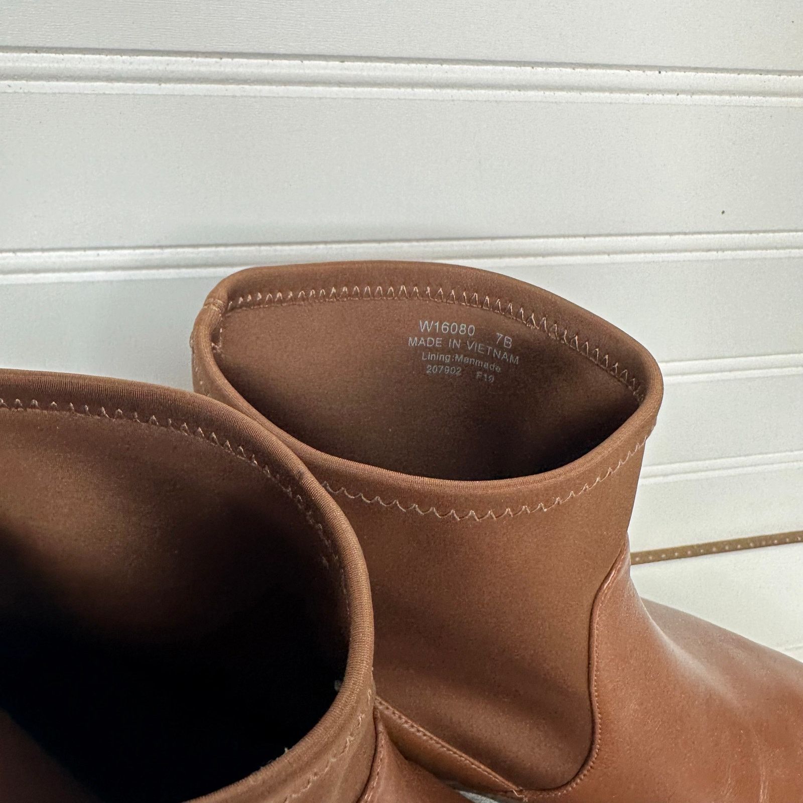 Cole Haan Cole Haan Women's Chelsea Booties brown leather Grand 0S 7 Size US 7 / IT 37 - 10 Thumbnail