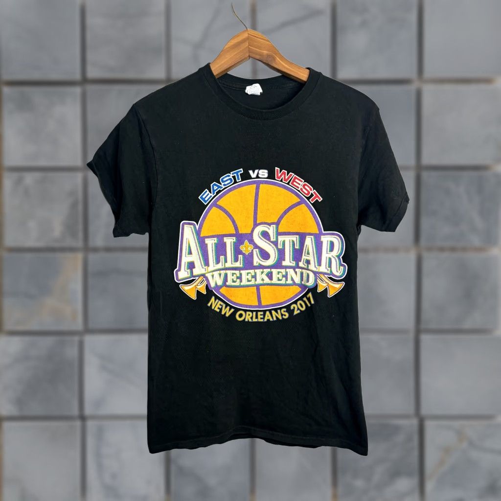 NBA Nike All-Star Game T-Shirt Crew Neck Black 2017 Size S Men Stars Graphic Print 2732 Size US S / EU 44-46 / 1 - 1 Thumbnail