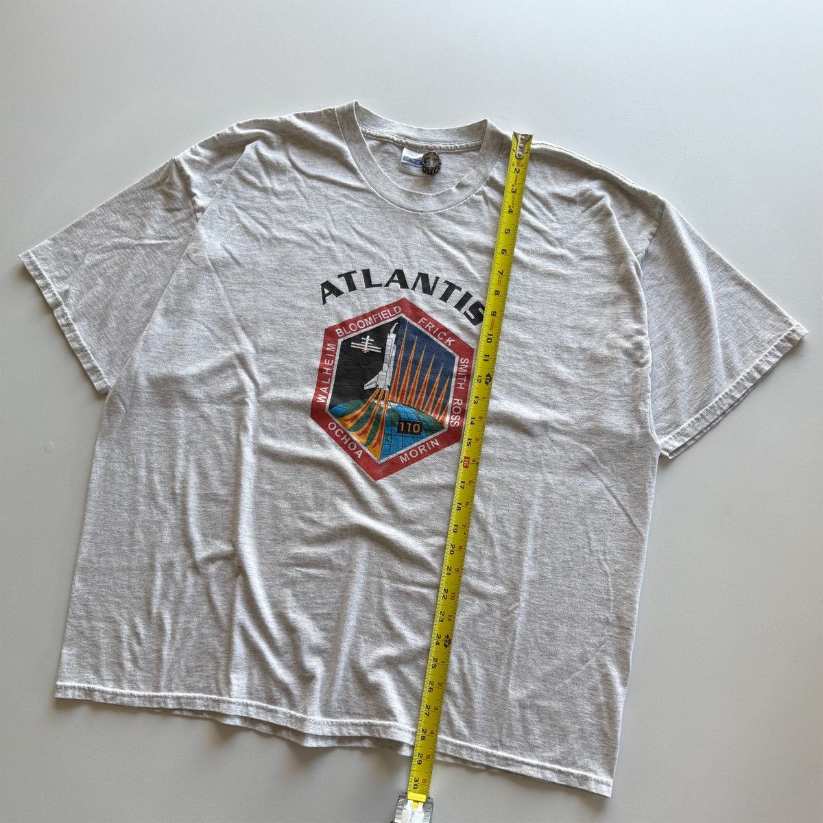 Vintage 2002 Vintage NASA Atlantis STS-110 Tee Size US XXL / EU 58 / 5 - 6 Thumbnail
