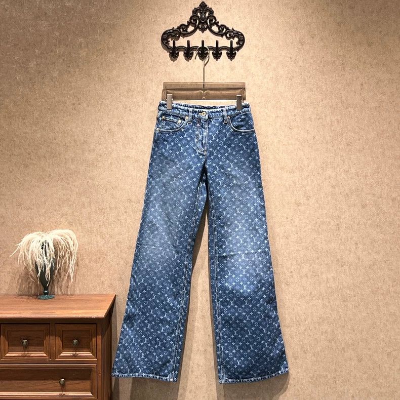 Louis Vuitton Louis Vuitton 25 FW washed blue presbyopic full print jean Size US 36 / EU 52 - 1 Thumbnail