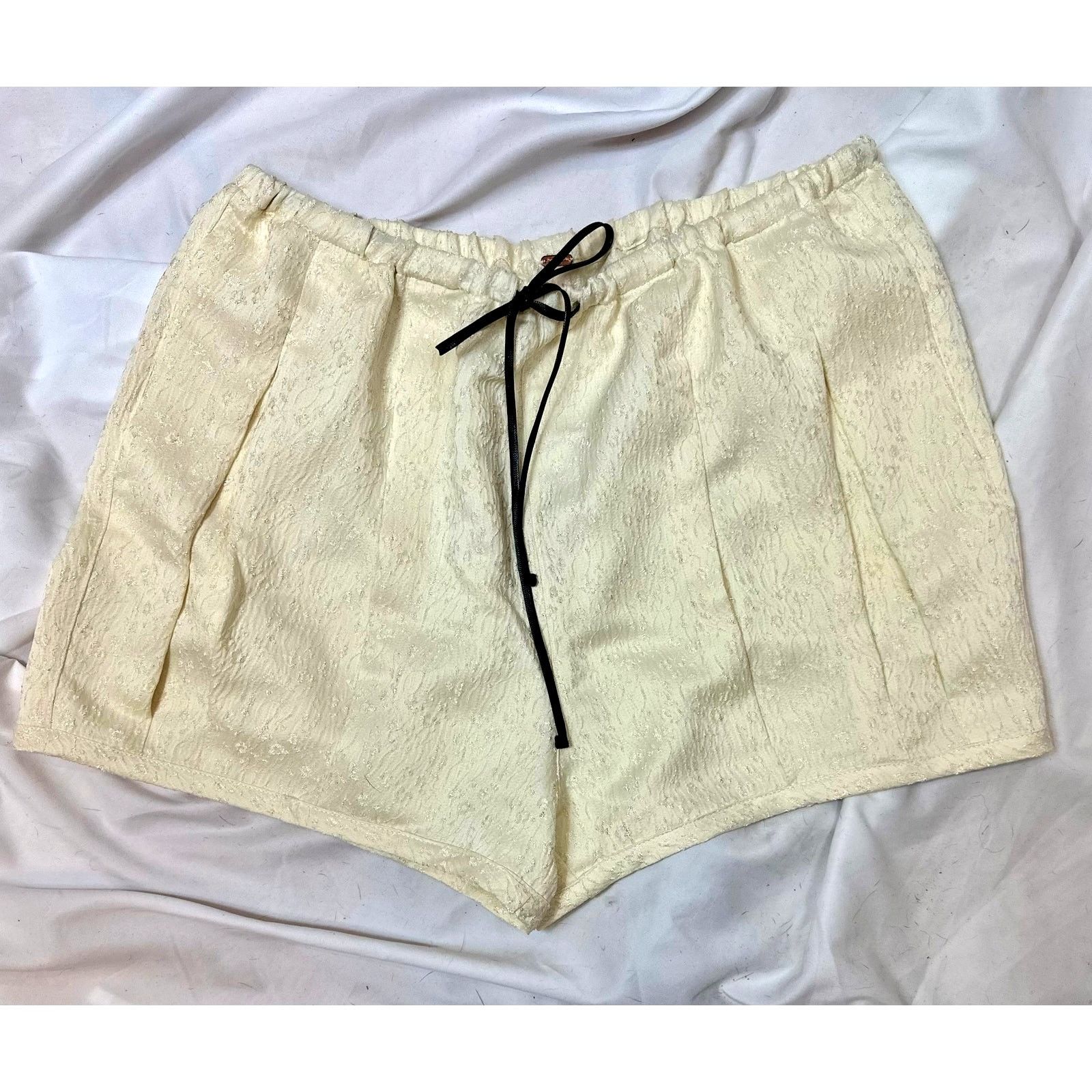 Free People Free People Pearl Satin Shorts Drawstring Waist Tofu L Size 33" - 9 Thumbnail
