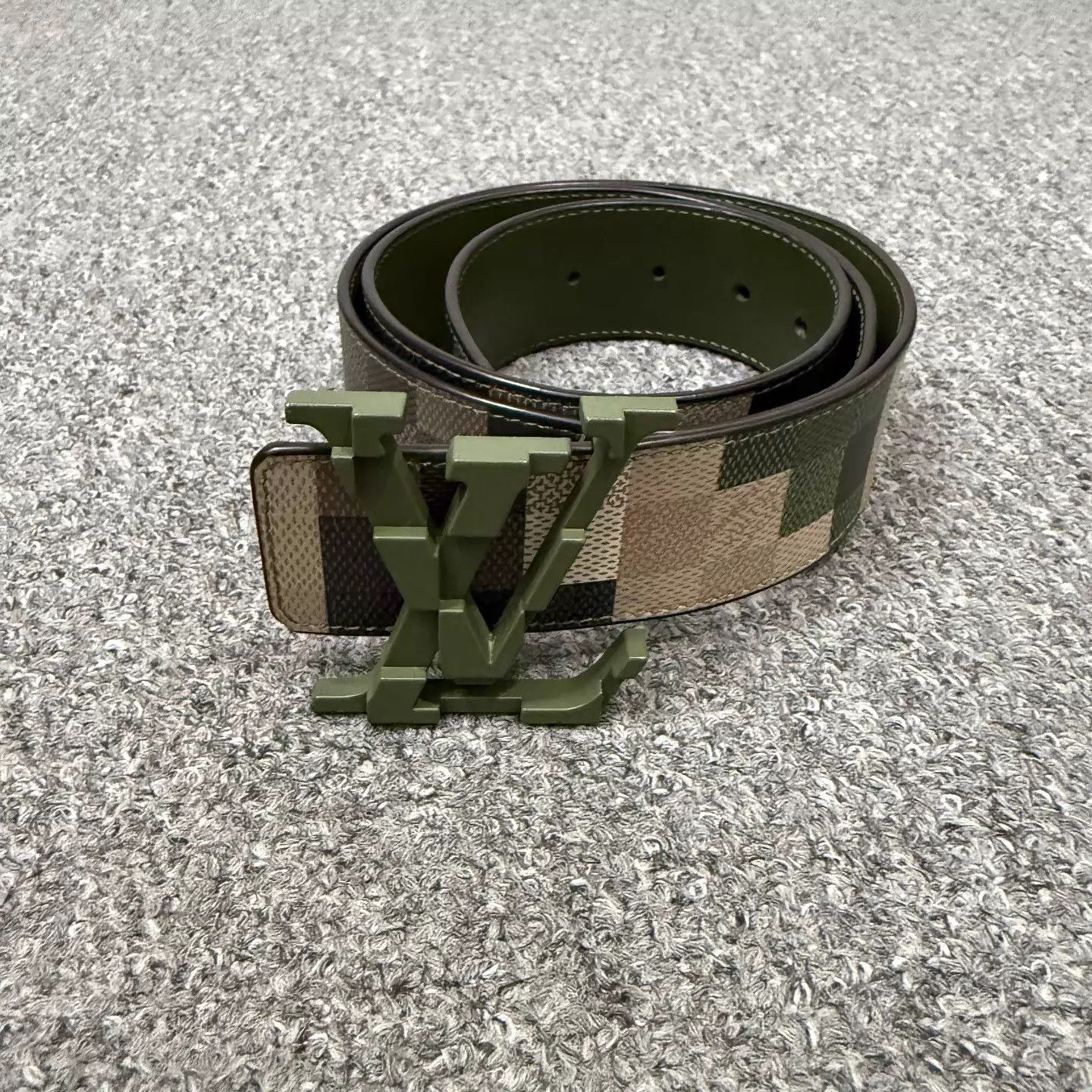 Louis Vuitton LV Mega Pixel Camo Pharrell Belt 90cm 99 New Size ONE SIZE - 1 Thumbnail