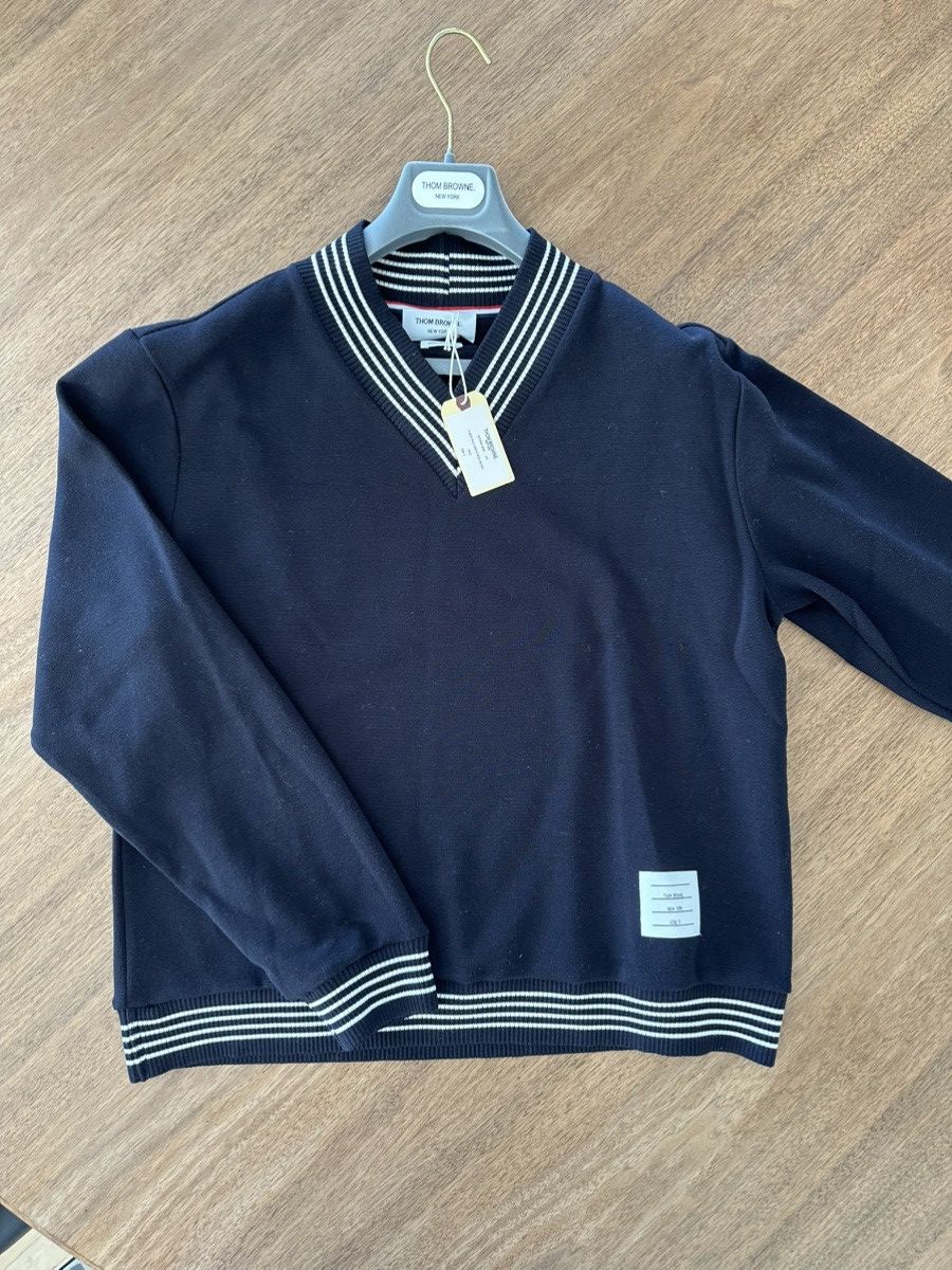 image of Thom Browne Classic Marino Wool French Navy V-Neck Size 3, Men's