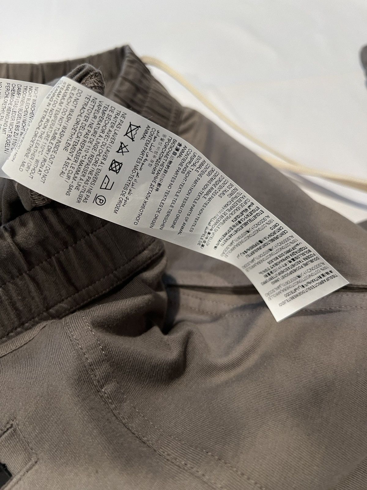 Saint Laurent Paris Saint Laurent men’s joggers. M. $650 Size US 32 / EU 48 - 9 Thumbnail