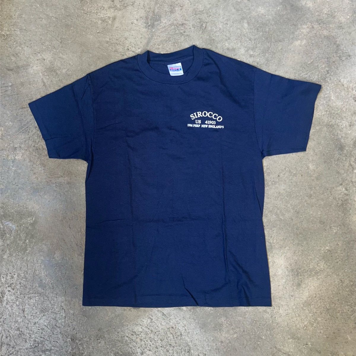 Hanes × Vintage 1996 HANES Siroco Vintage T-Shirt Size US L / EU 52-54 / 3 - 1 Thumbnail