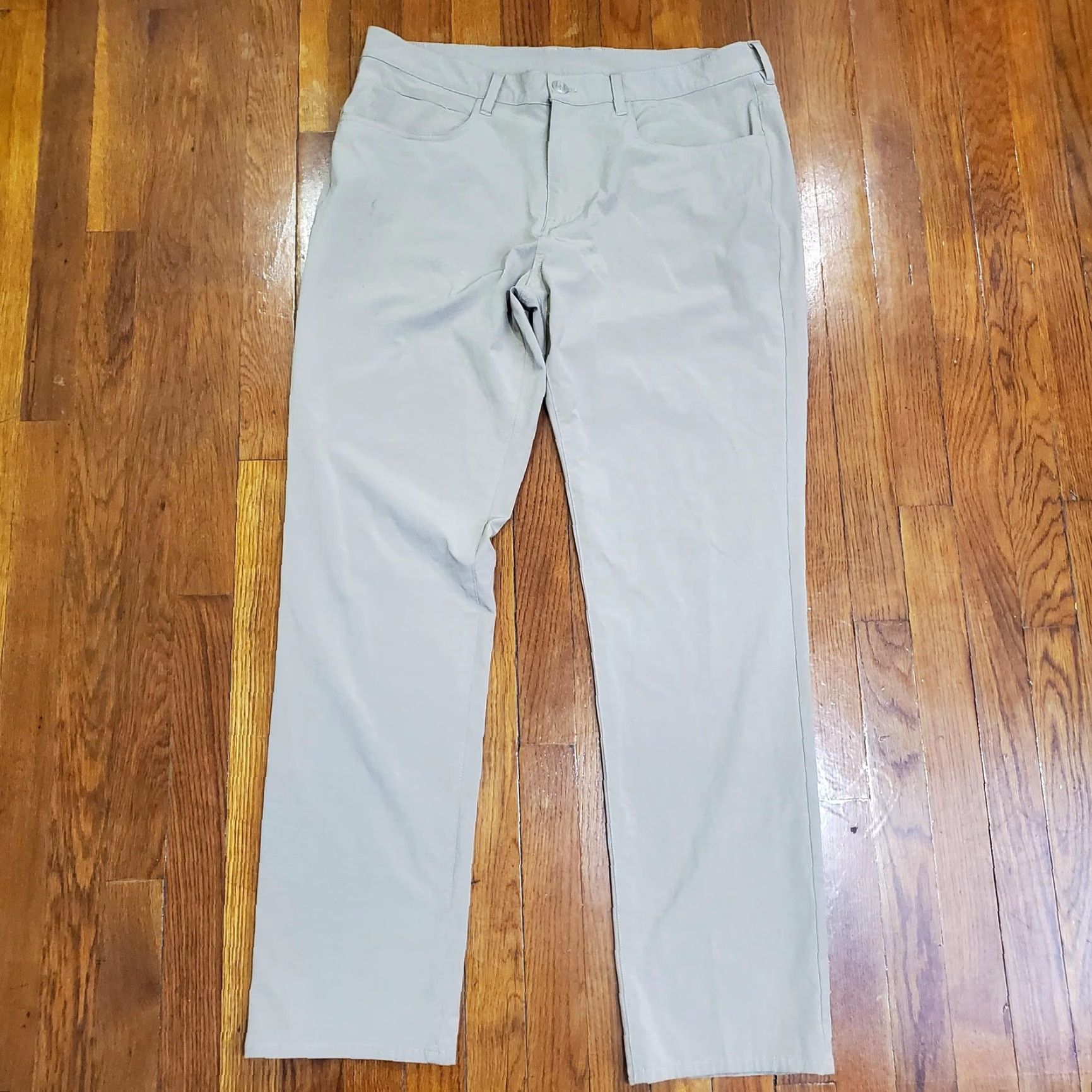 Callaway Callaway Mens Pants 36x34 Beige Khaki Chino Stretch Performance Golf Casual Size US 36 / EU 52 - 4 Thumbnail