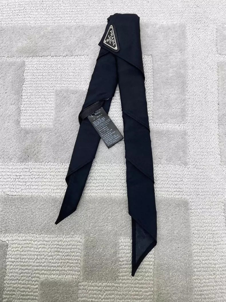 Prada Prada Triangular Decor Scarf-2506 Size ONE SIZE - 4 Thumbnail