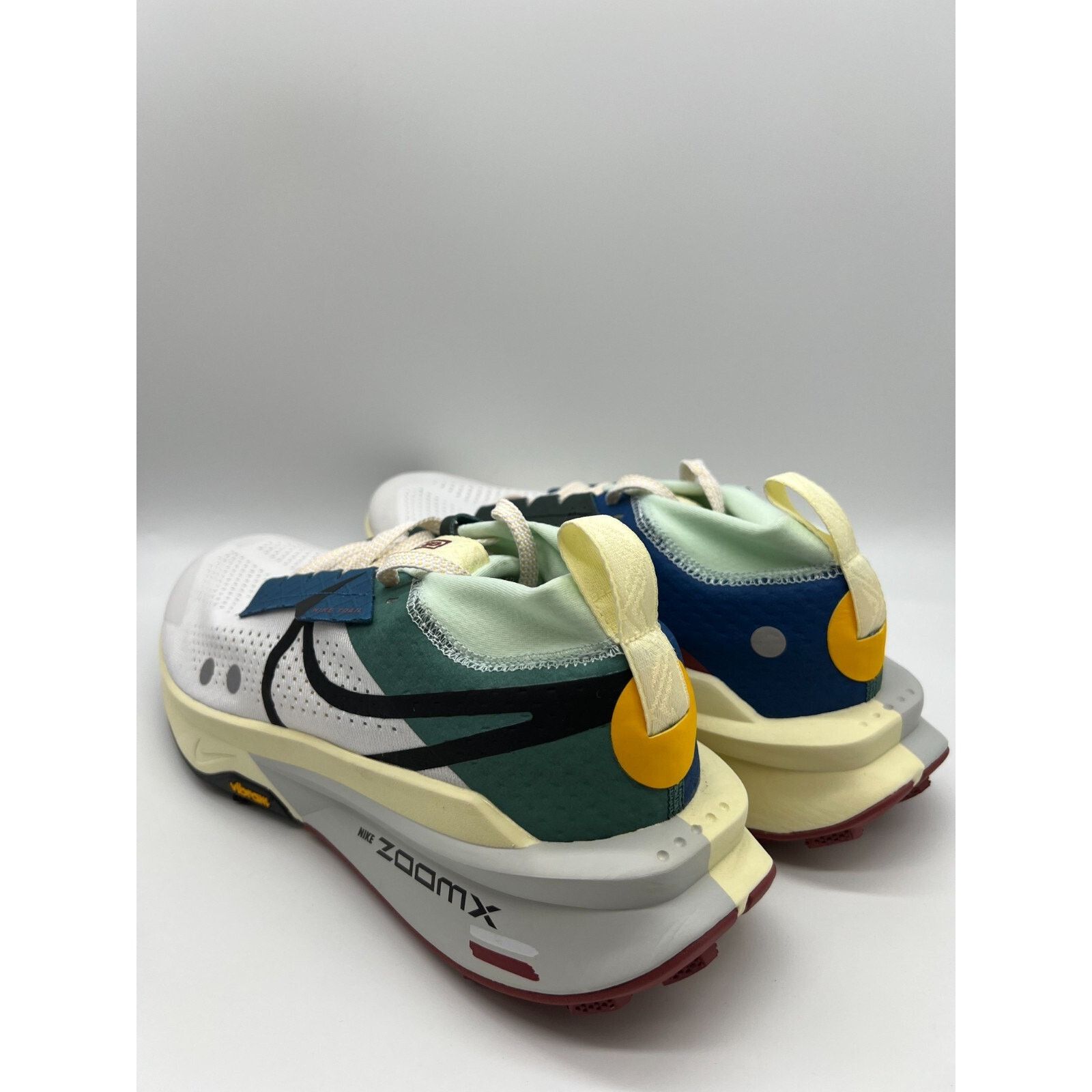 Nike Nike ZoomX Zegama 2 White Bicoastal FD5190-101 Men's Size 11 Size US 11 / EU 44 - 9 Thumbnail