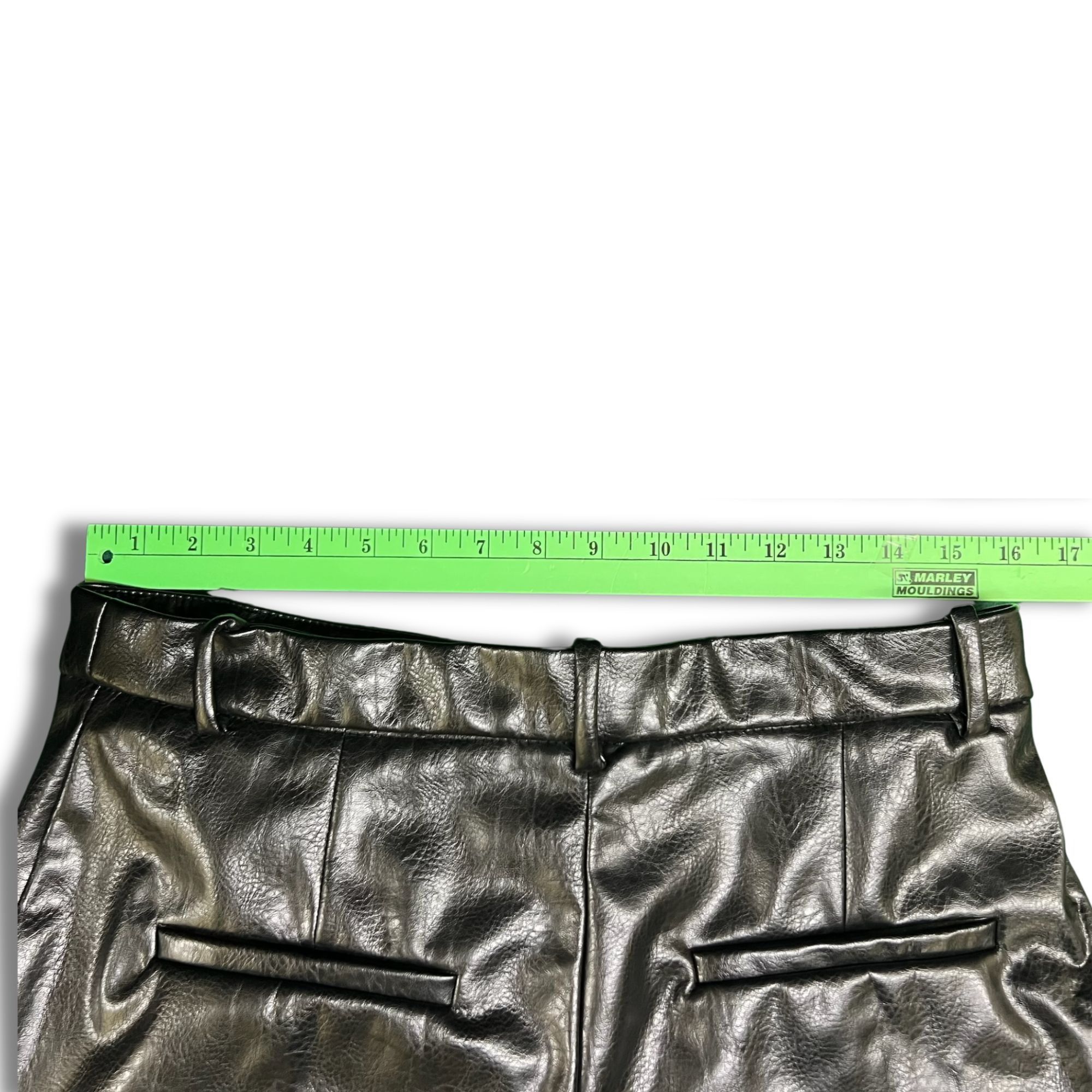 H&M H&M Black Faux Leather Mini Shorts Size 12 Womens High-Waist Size 34" / US 12 / IT 48 - 7 Thumbnail