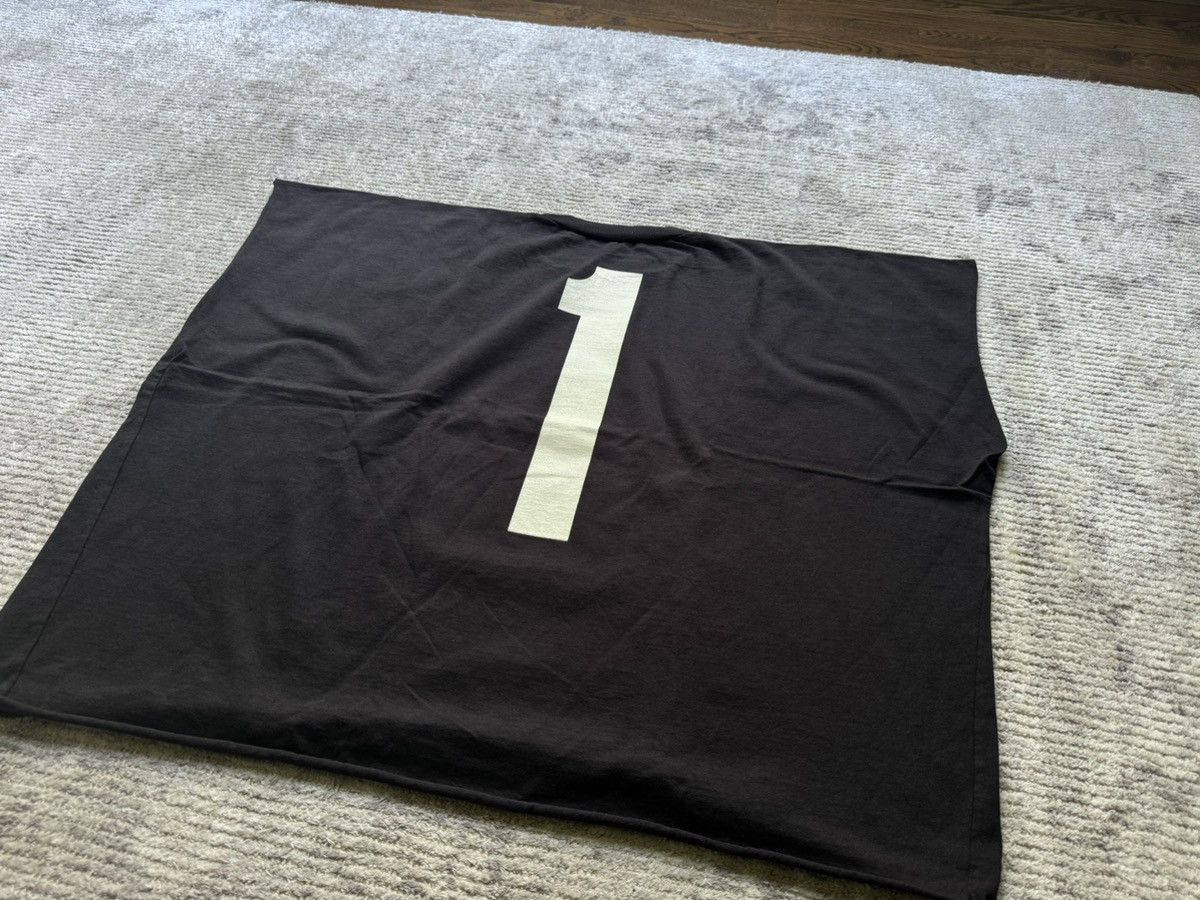 Gosha Rubchinskiy Size 2 Medium Yeezy One Box Tee Shirt Yzy Tour Merch Size US M / EU 48-50 / 2 - 2 Thumbnail