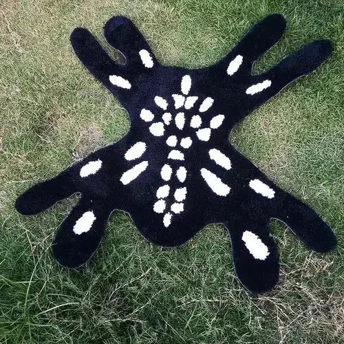 Other Handmade 3D Spider Shaped Soft Rug Size ONE SIZE - 3 Thumbnail