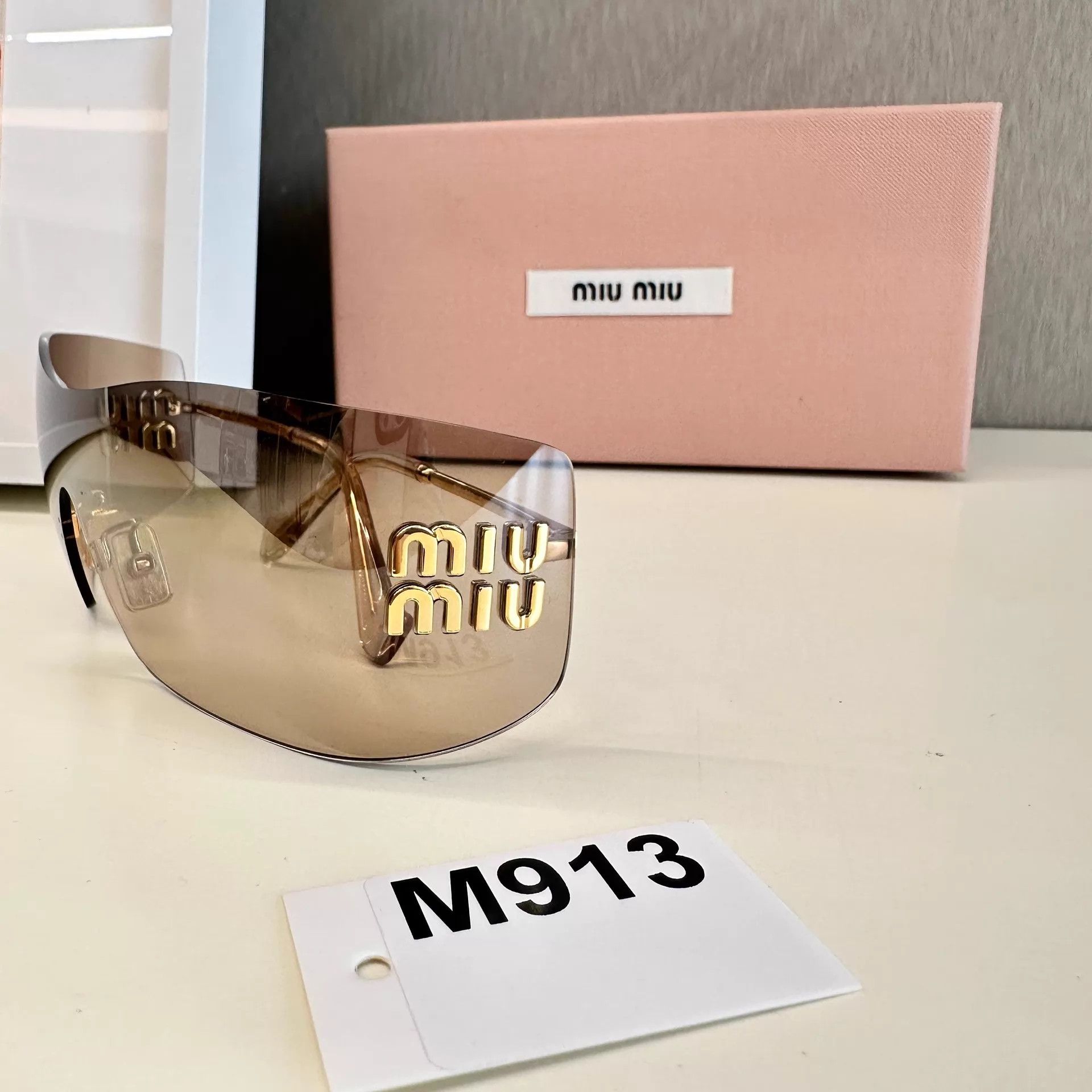 Miu Miu MIU MIU Frameless Shades, New, Case & Dust Bag, M913 Size ONE SIZE - 5 Thumbnail