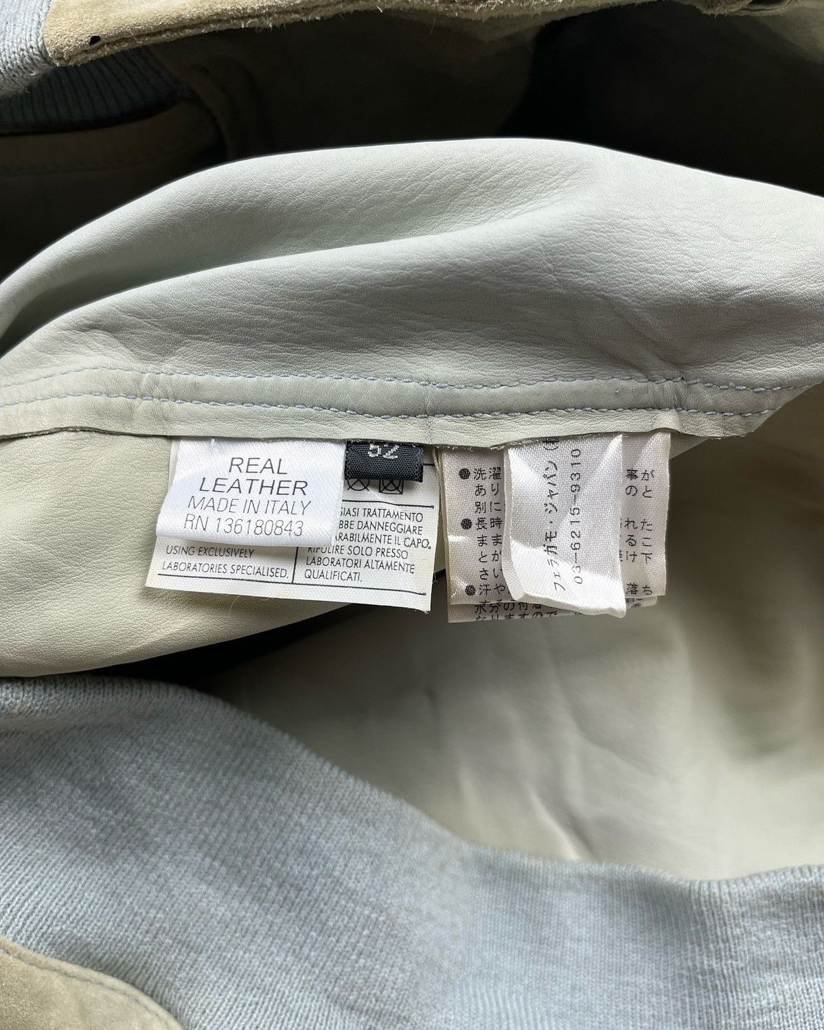 Salvatore Ferragamo Salvatone Ferragamo Leather Bomber Size US L / EU 52-54 / 3 - 8 Thumbnail