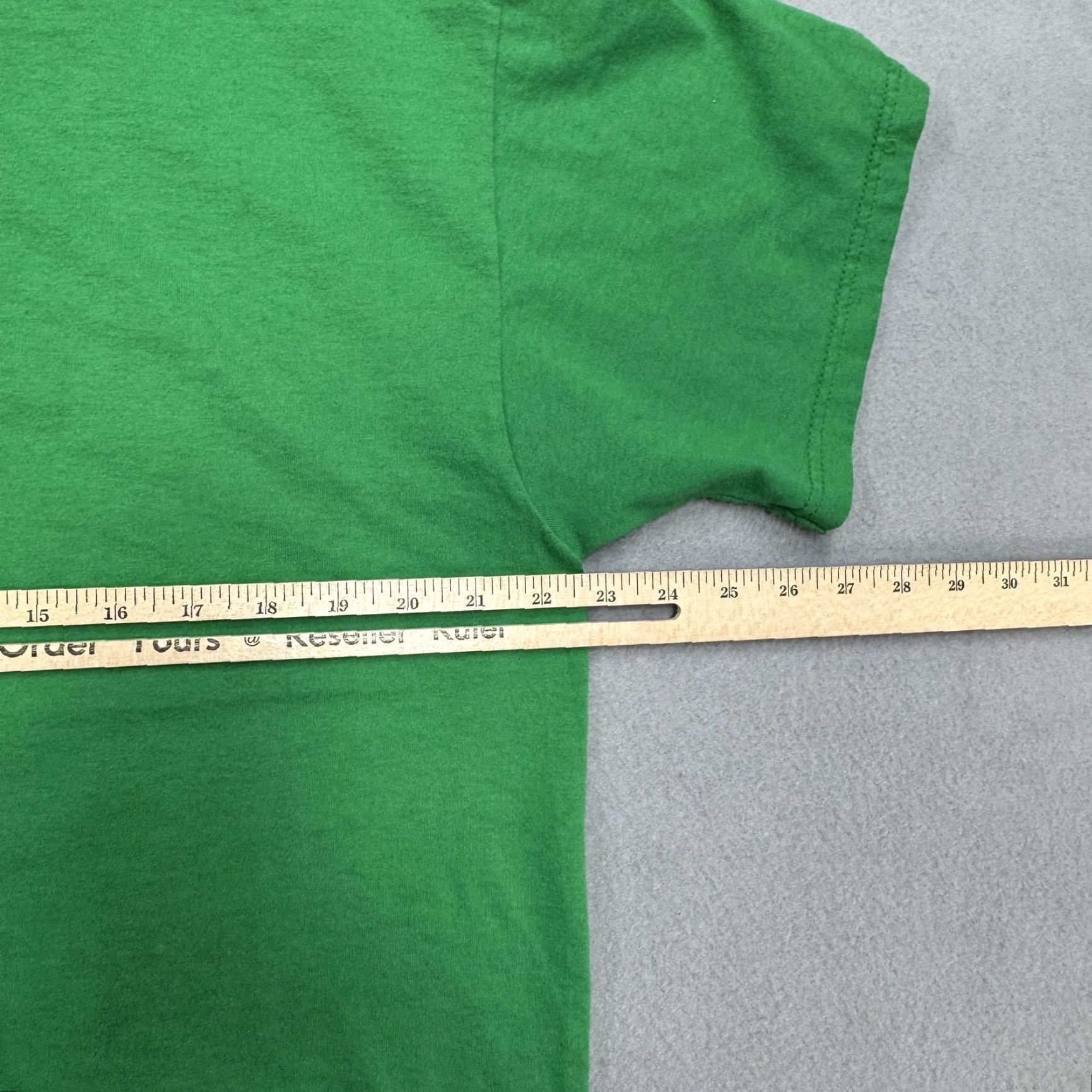 Fruit Of The Loom VINTAGE Fruit Of The Loom Shirt Mens XL Green Kiss Me I'm Wasted St Patrick's Day Shirt Mens Green Kiss Me I'm Wasted St Patrick's Day Size US XL / EU 56 / 4 - 6 Thumbnail