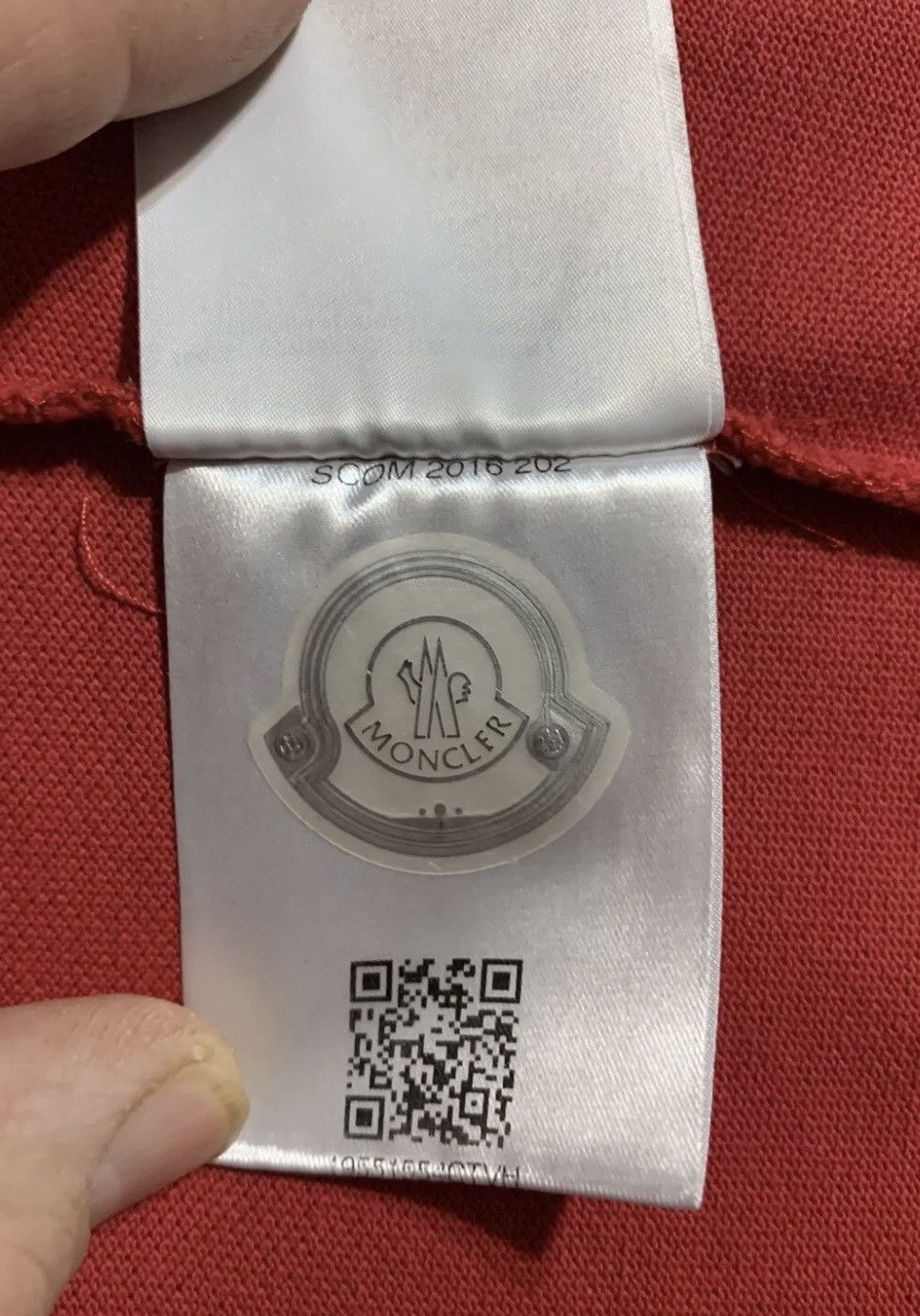 Moncler Moncler polo size M red Size US M / EU 48-50 / 2 - 9 Thumbnail