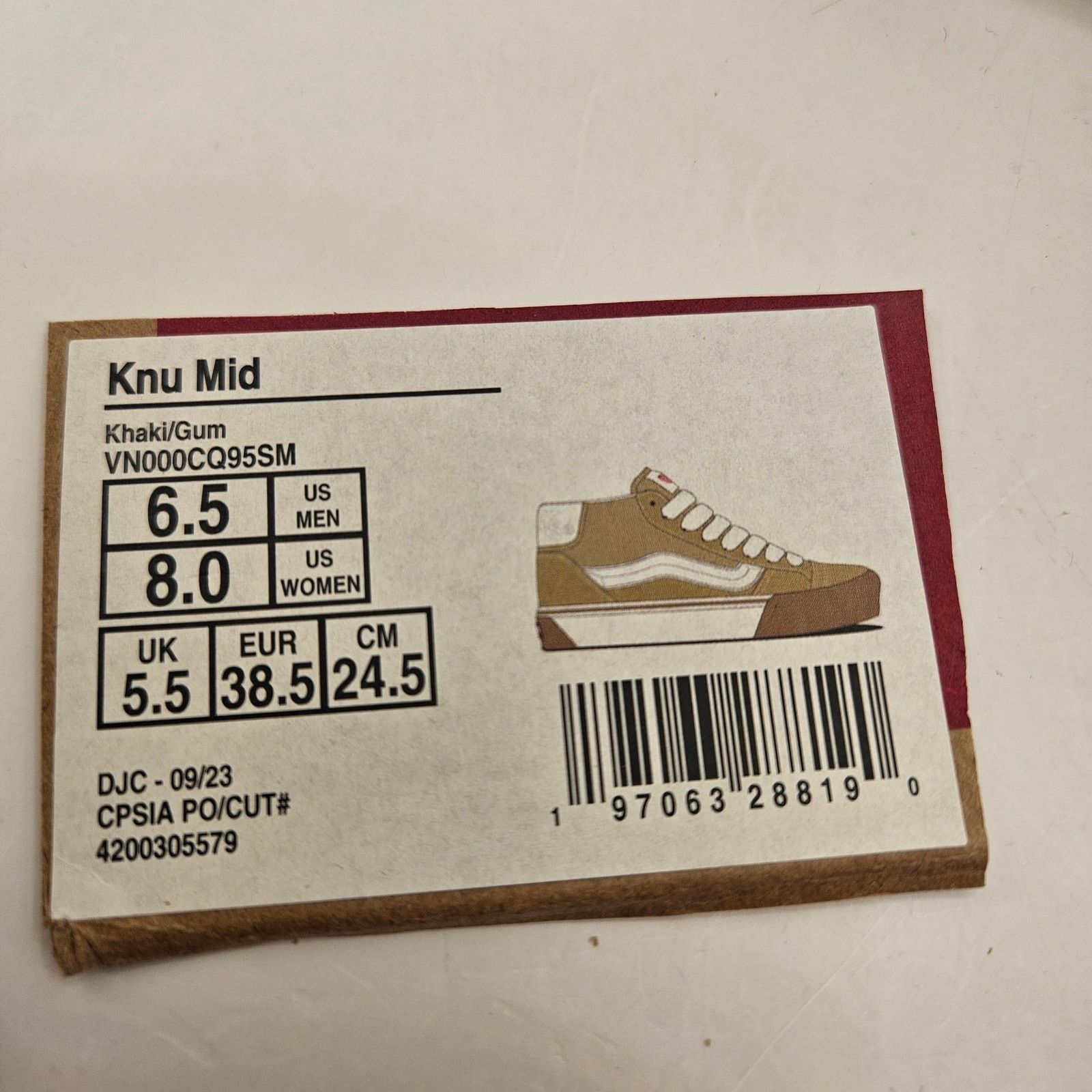 Vans VANS WOMEN'S 8 KNU MID KHAKI GUM SKATEBOARDING SHOES NWOB Size US 8 / IT 38 - 2 Thumbnail