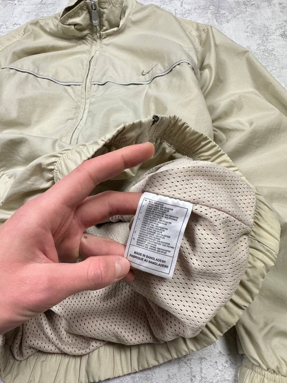 Nike Vintage Nike Y2K Beige Track Jacket Size M Size US M / EU 48-50 / 2 - 13 Thumbnail